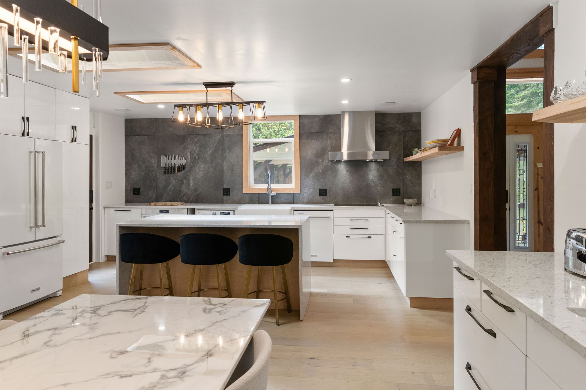  at 1713 Falcon Heights Road, Goldstream, Langford