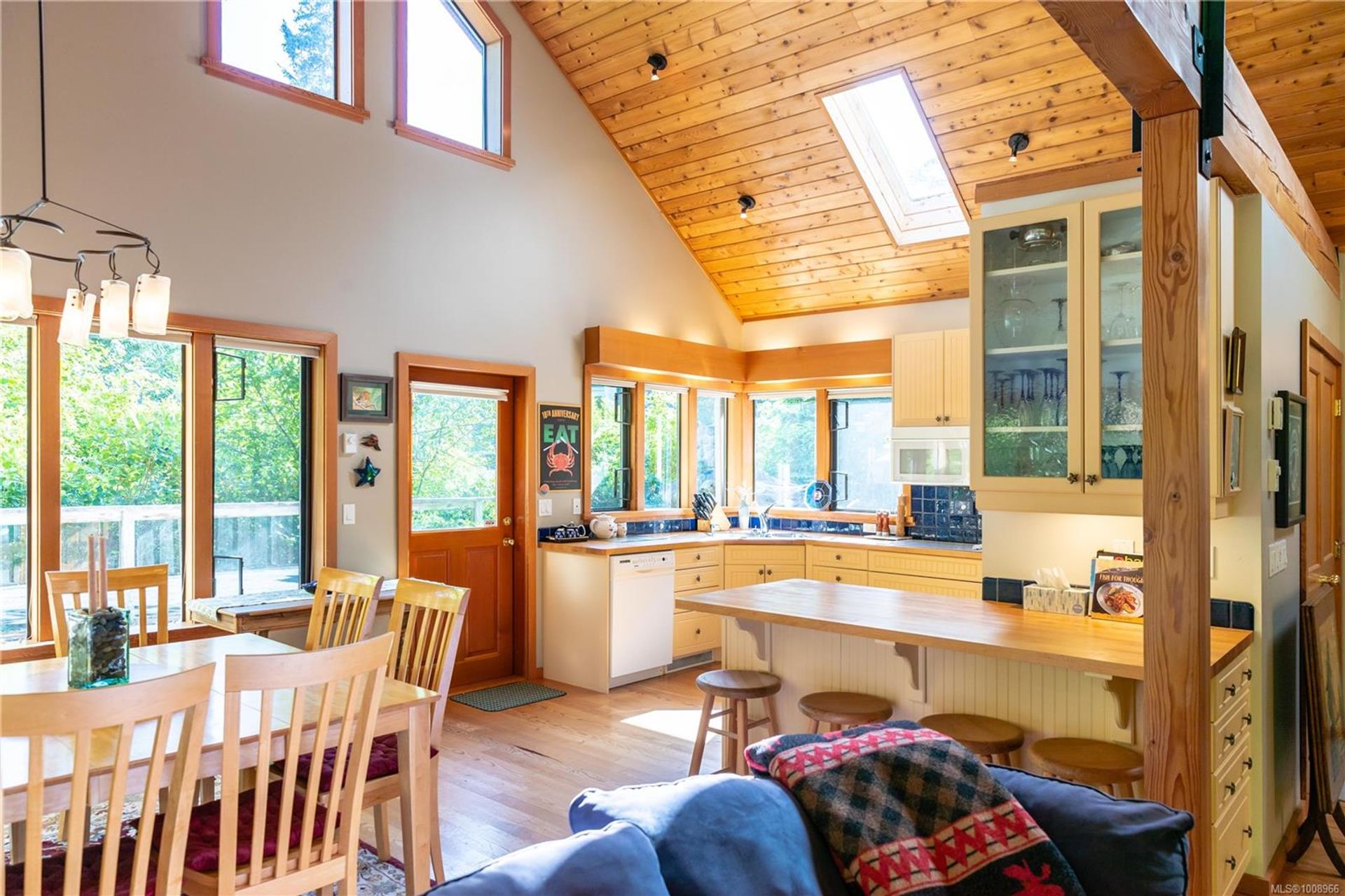  at 1180 Lynn Road, Tofino, Port Alberni