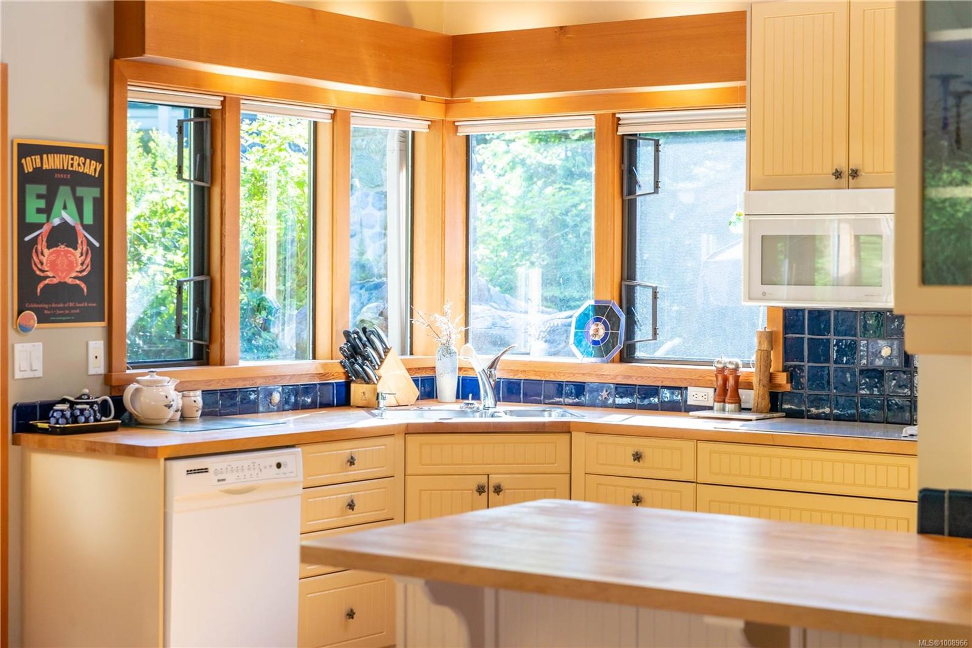  at 1180 Lynn Road, Tofino, Port Alberni