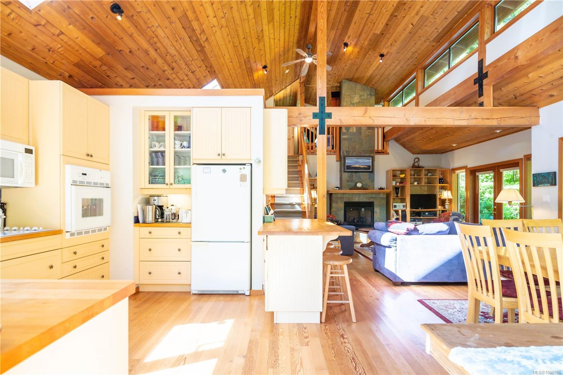  at 1180 Lynn Road, Tofino, Port Alberni