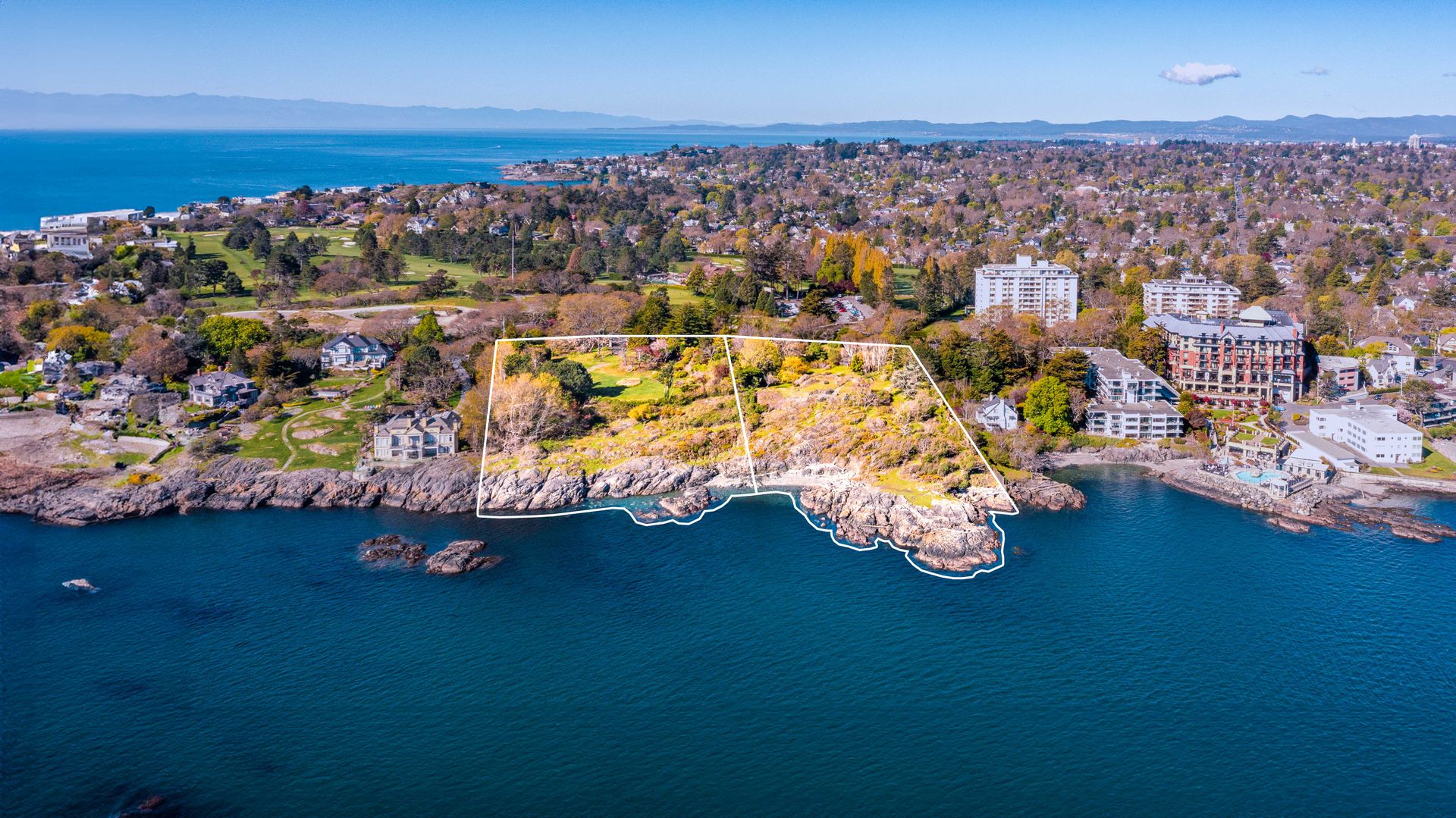1069 & 1101 Beach Drive, South Oak Bay, Oak Bay  by Victoria Luxury Group | West Coast Property Excellence | Victoria BC 1069 & 1101 Beach Drive, South Oak Bay, Oak Bay