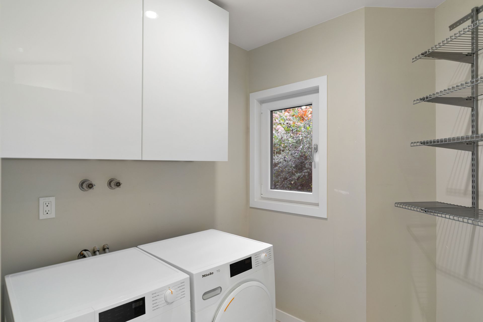  at 2623 Queenswood Drive, Victoria