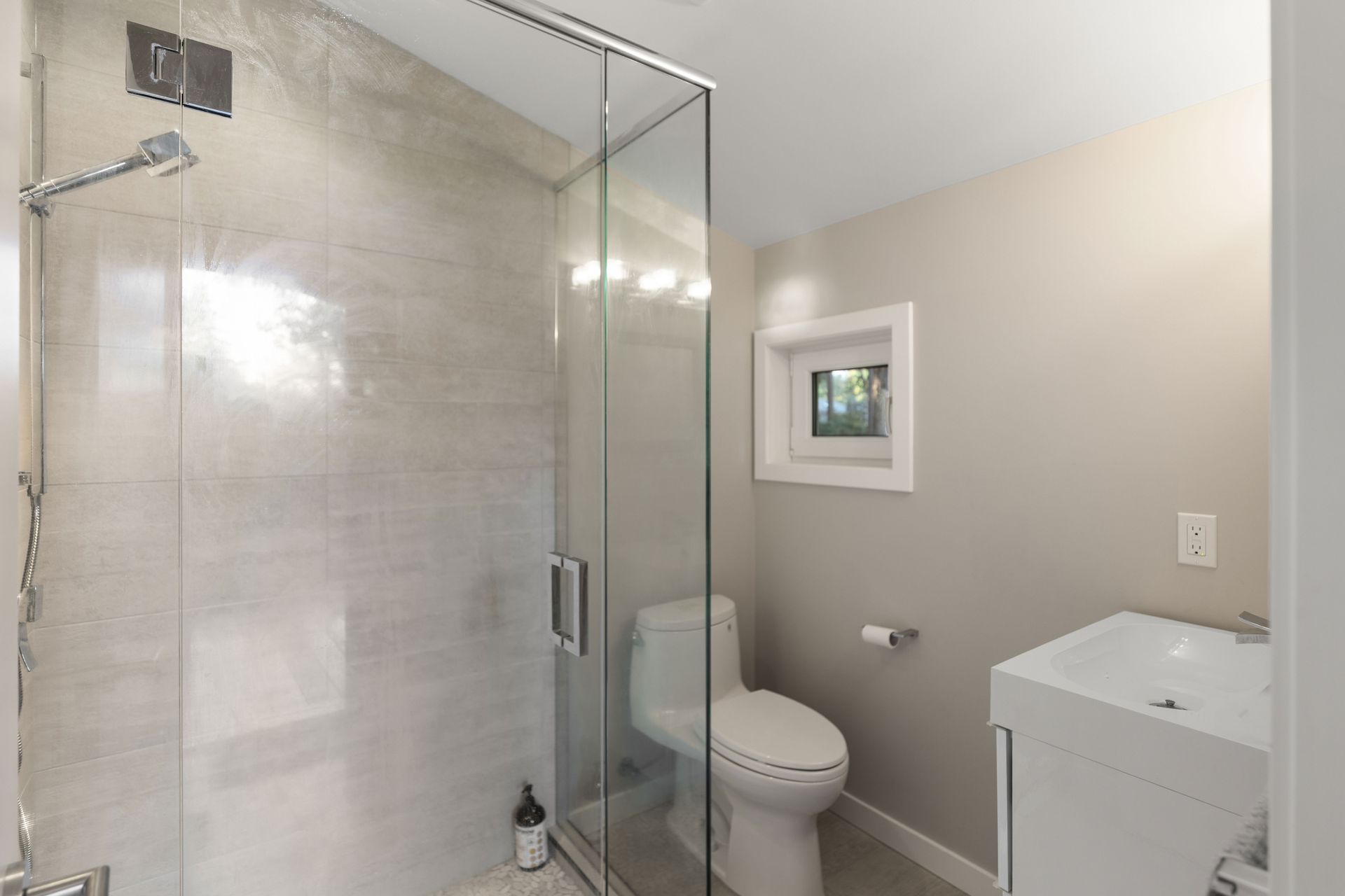  at 2623 Queenswood Drive, Victoria