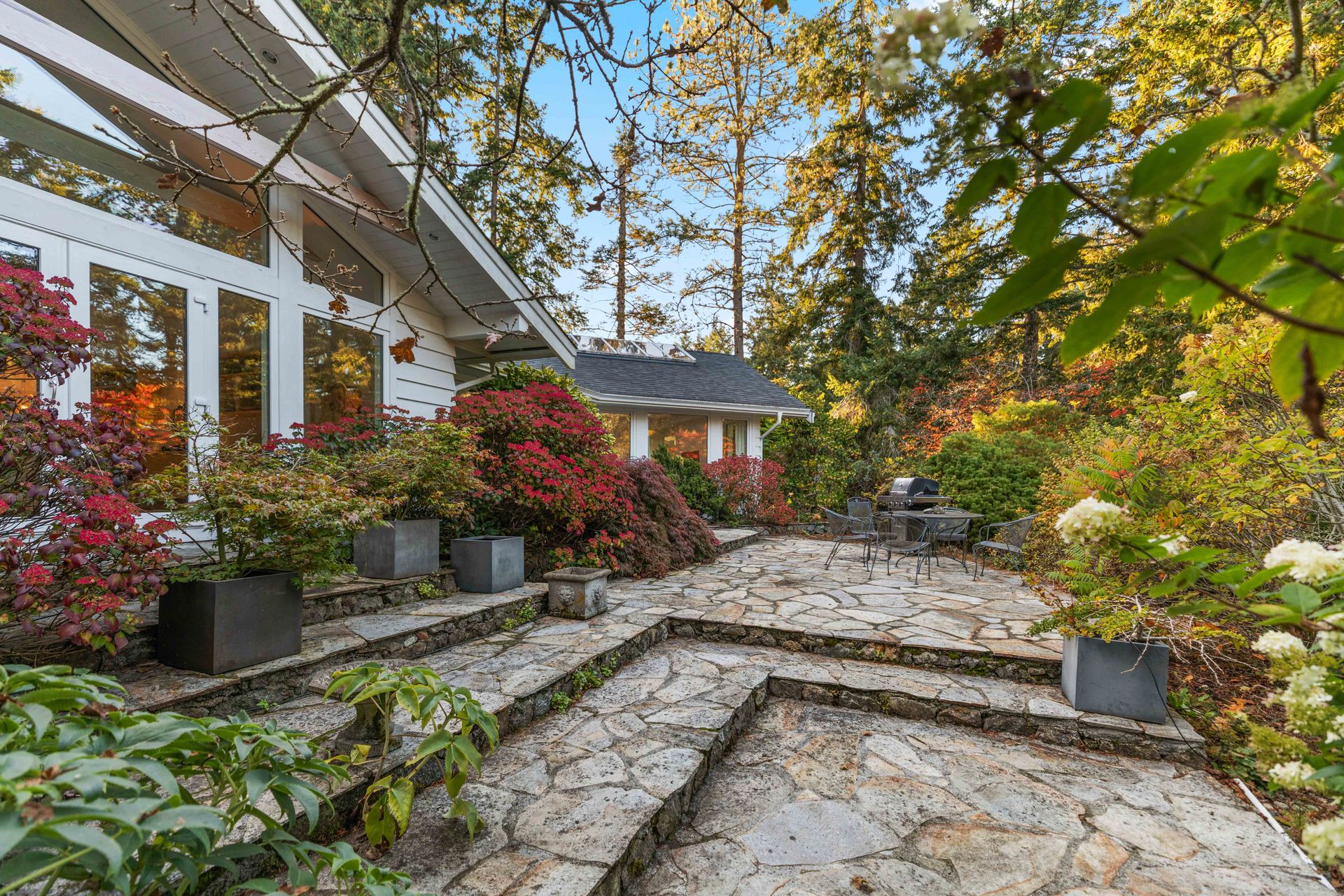  at 2623 Queenswood Drive, Victoria