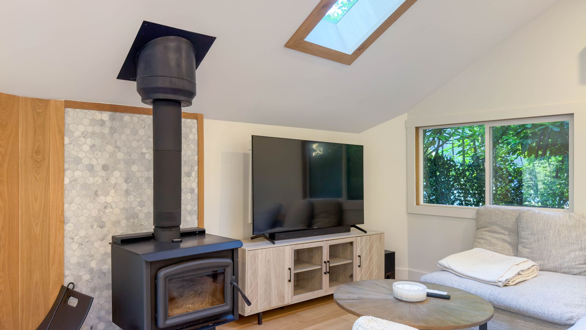  at 1709 Falcon Heights Road, Goldstream, Langford