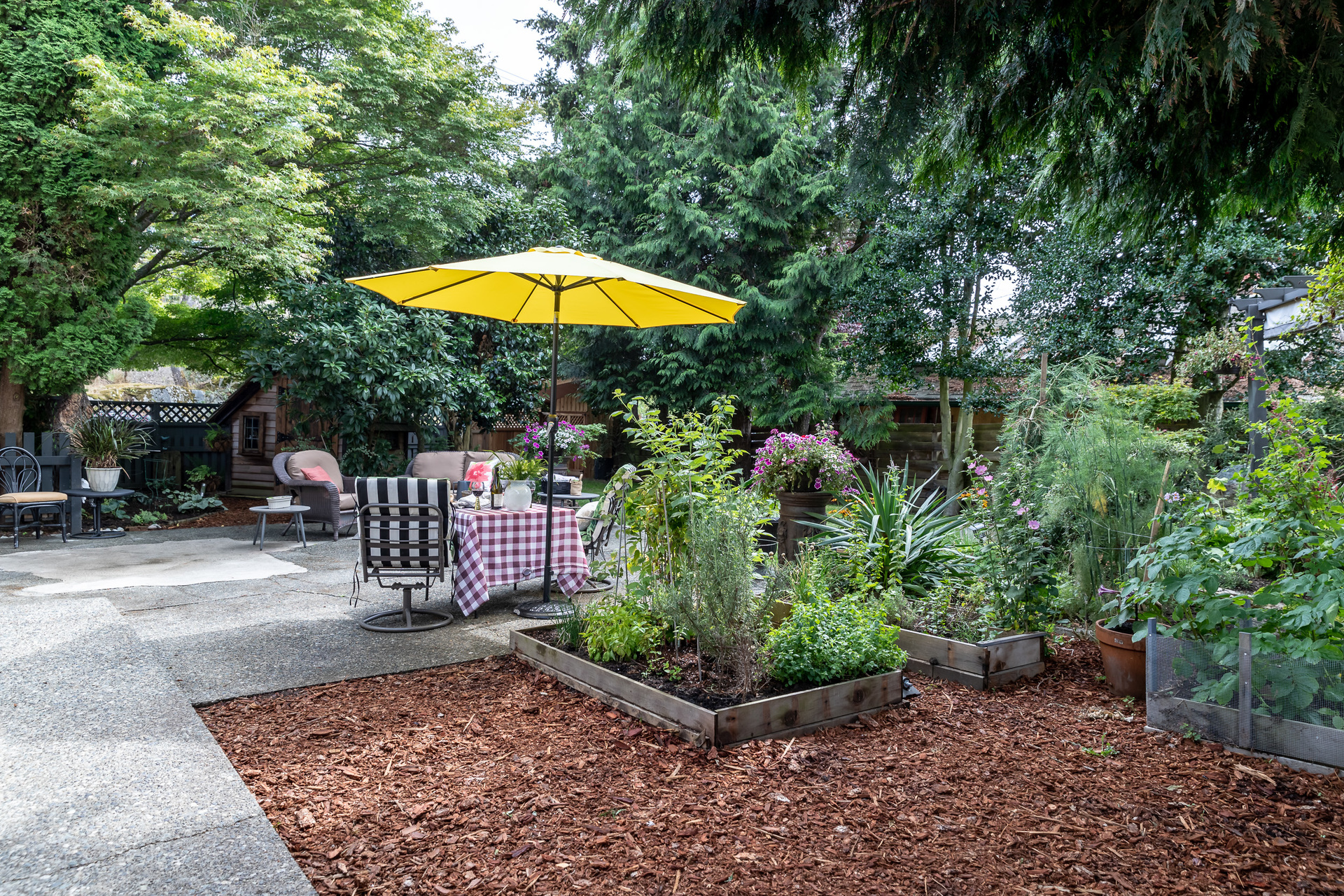  at 836 Dunsmuir Road, Old Esquimalt, Esquimalt