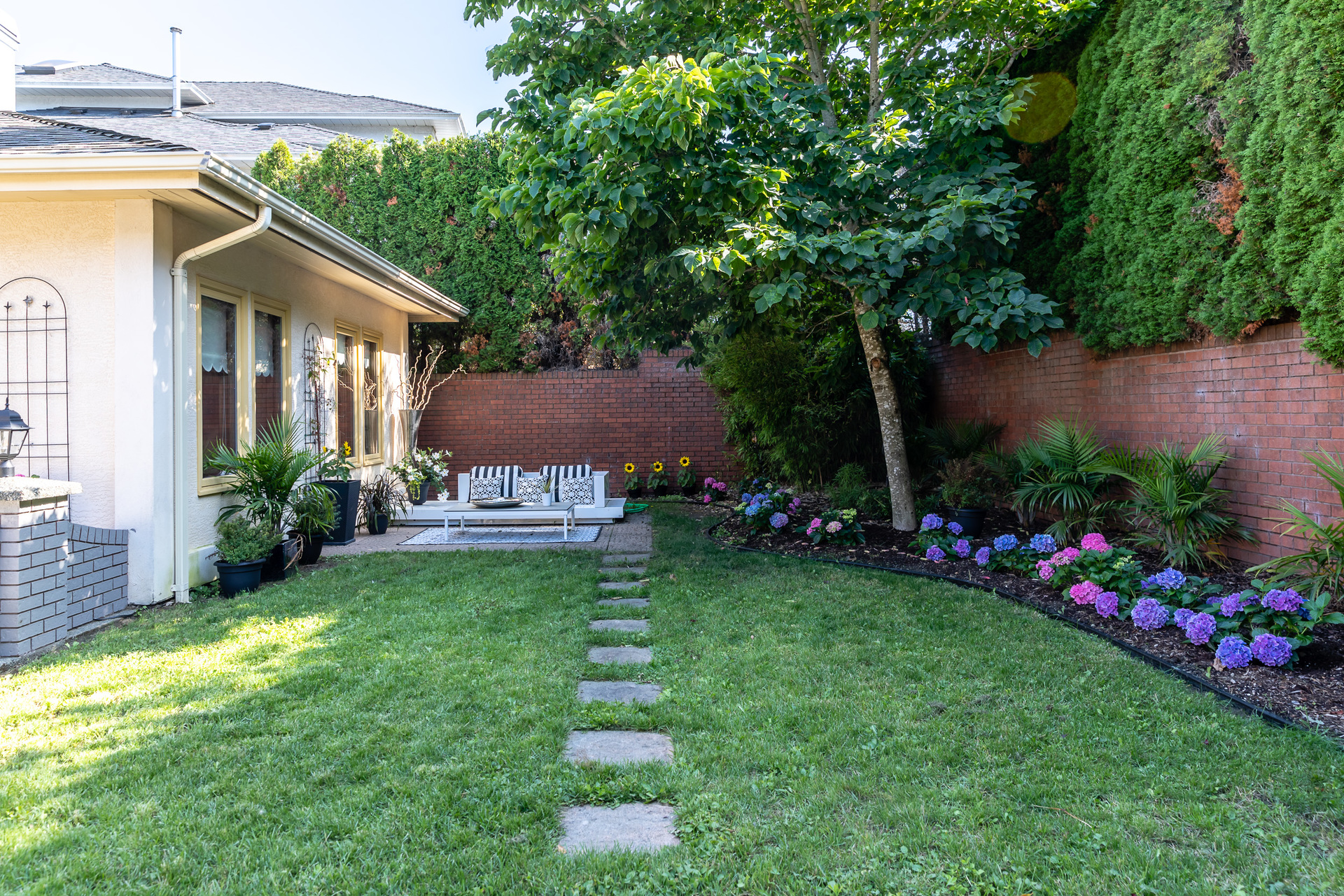  at 392 Crystalview Terrace, Atkins, Langford