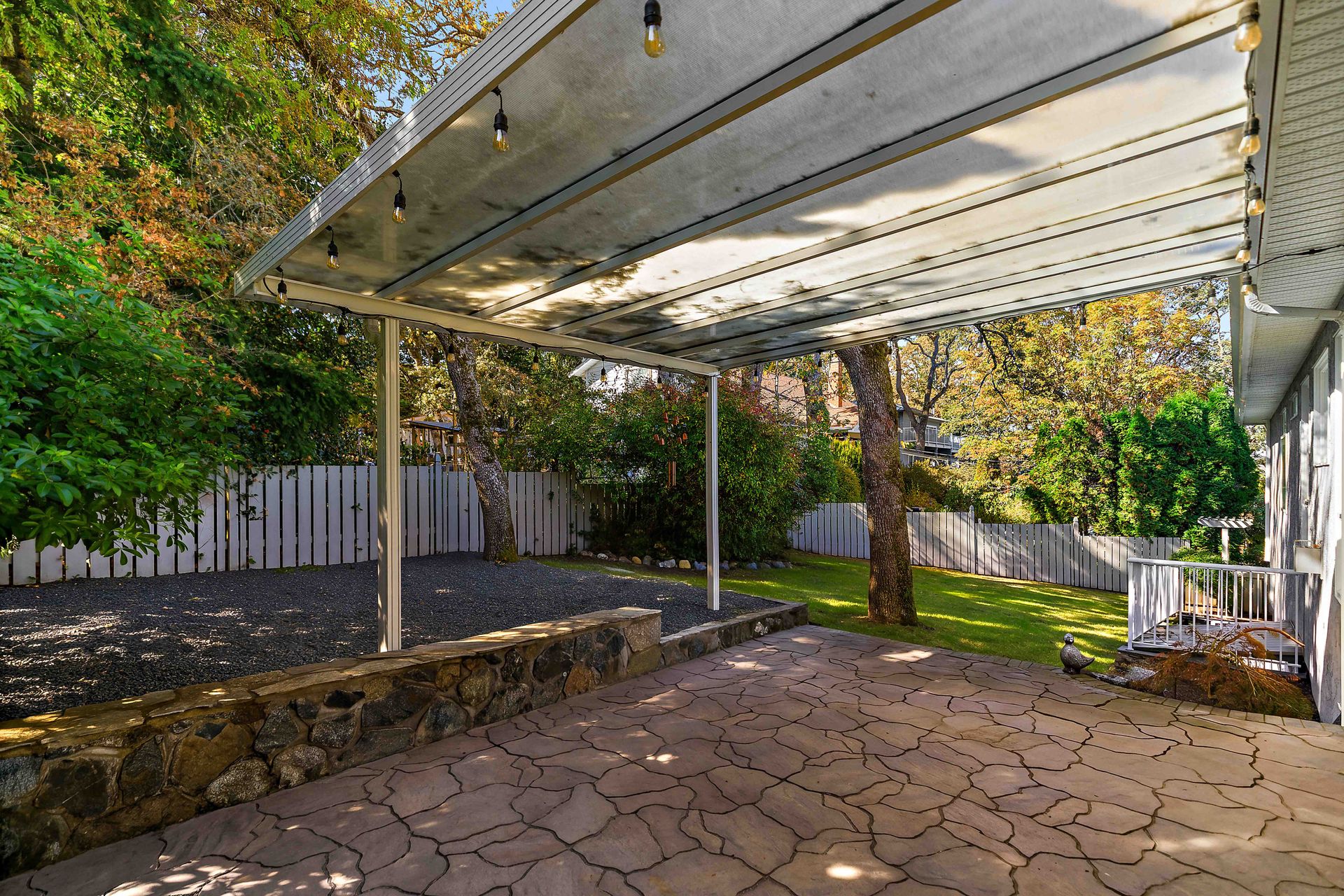  at 3908A Ascot Drive, Cedar Hill, Saanich East