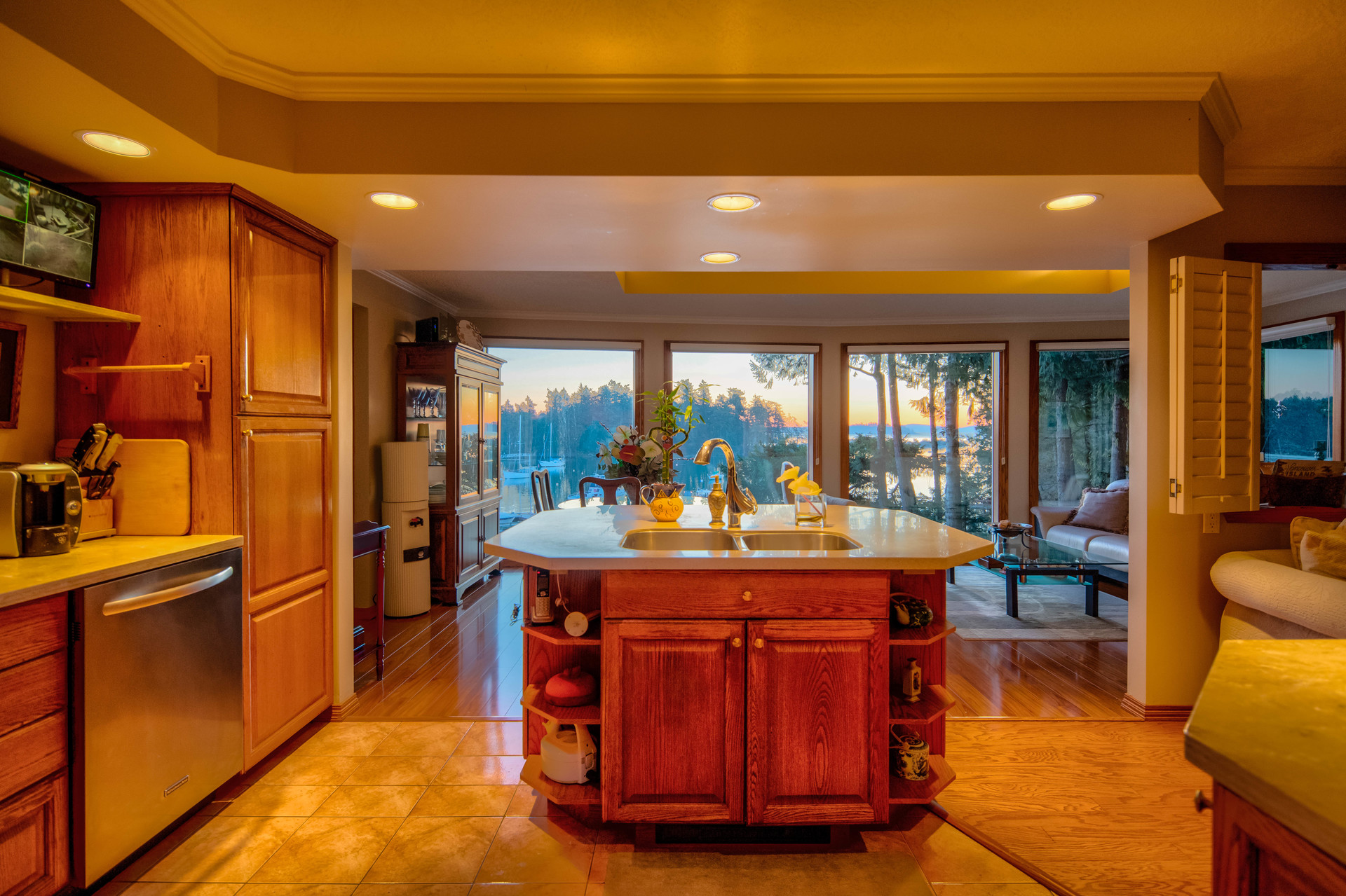 at 2290 Kedge Anchor Road, Curteis Point, North Saanich at 2290 Kedge Anchor Road, Curteis Point, North Saanich