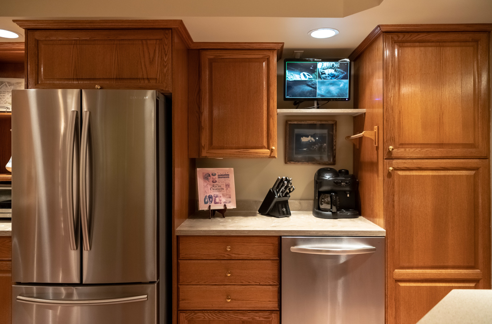 at 2290 Kedge Anchor Road, Curteis Point, North Saanich at 2290 Kedge Anchor Road, Curteis Point, North Saanich