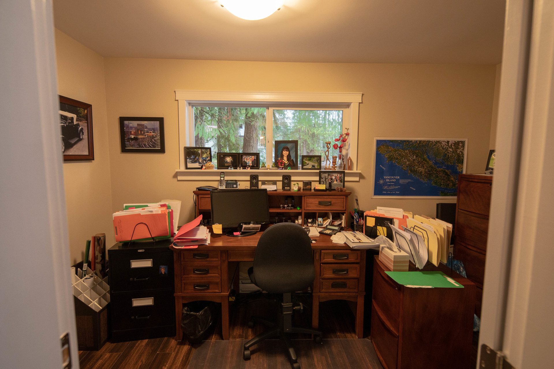 at 10737 Lakeshore Road, Sproat Lake, Zone 06 - Port Alberni at 10737 Lakeshore Road, Sproat Lake, Zone 06 - Port Alberni