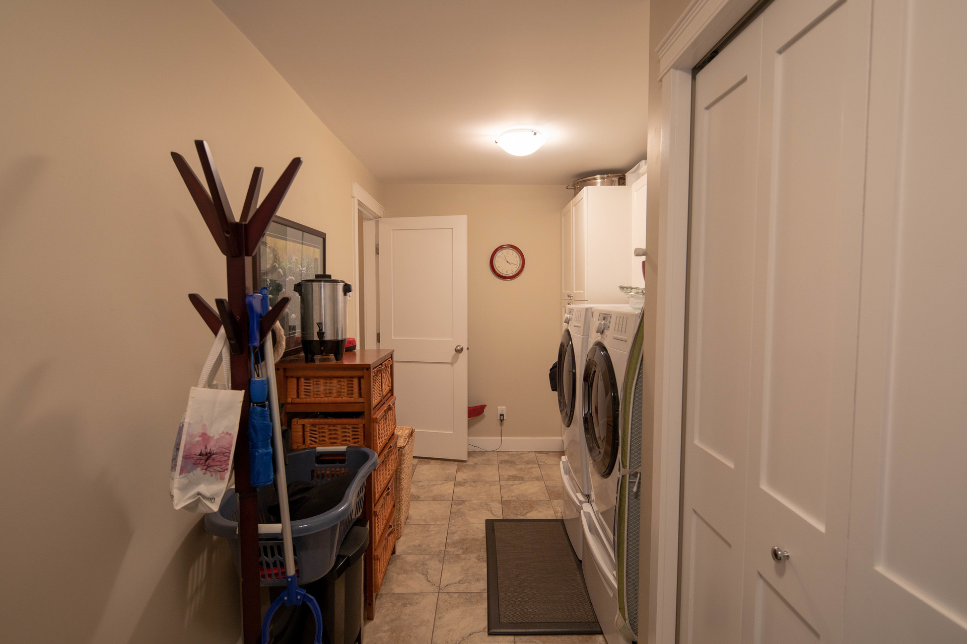 at 10737 Lakeshore Road, Sproat Lake, Zone 06 - Port Alberni at 10737 Lakeshore Road, Sproat Lake, Zone 06 - Port Alberni