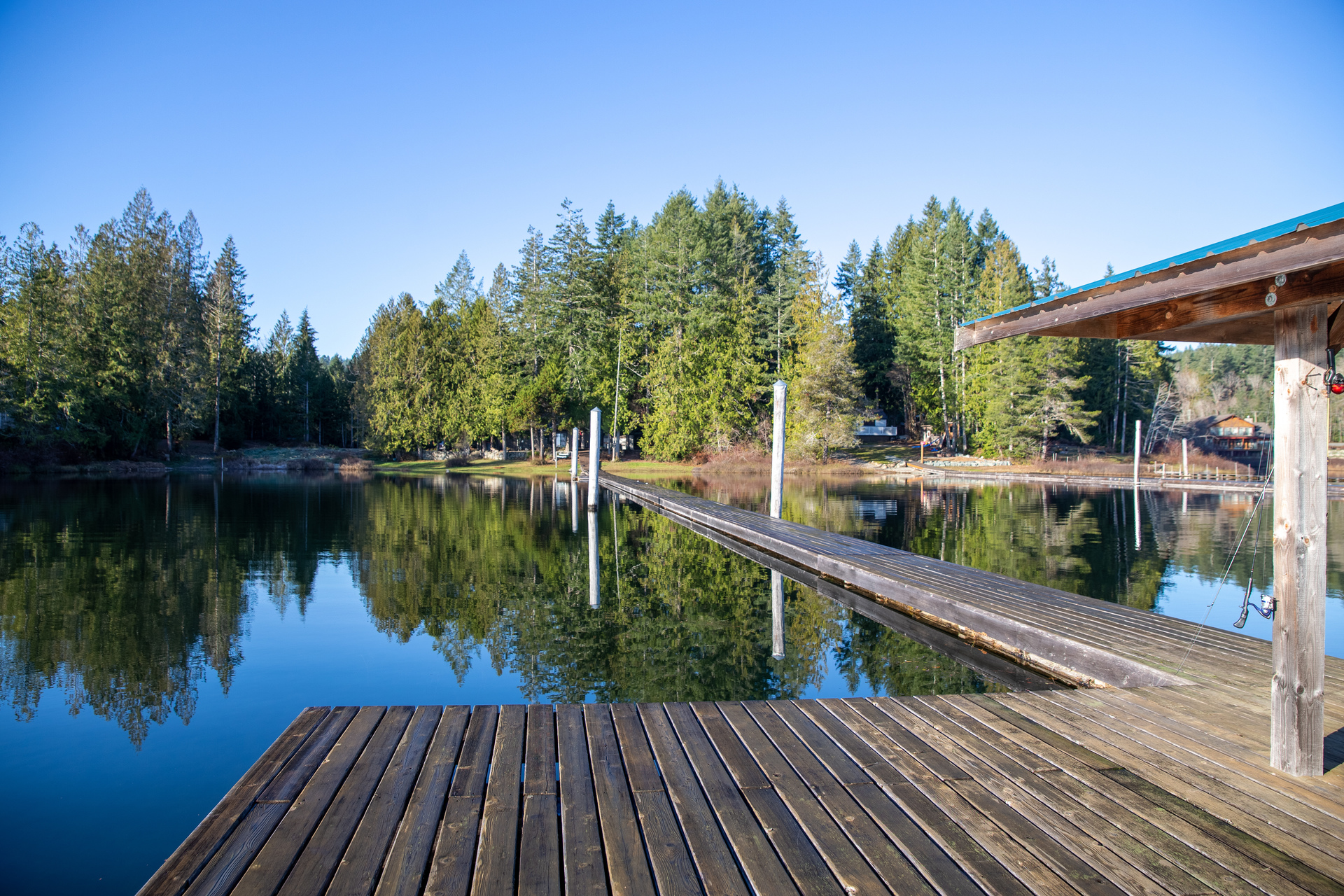 at 10737 Lakeshore Road, Sproat Lake, Zone 06 - Port Alberni at 10737 Lakeshore Road, Sproat Lake, Zone 06 - Port Alberni