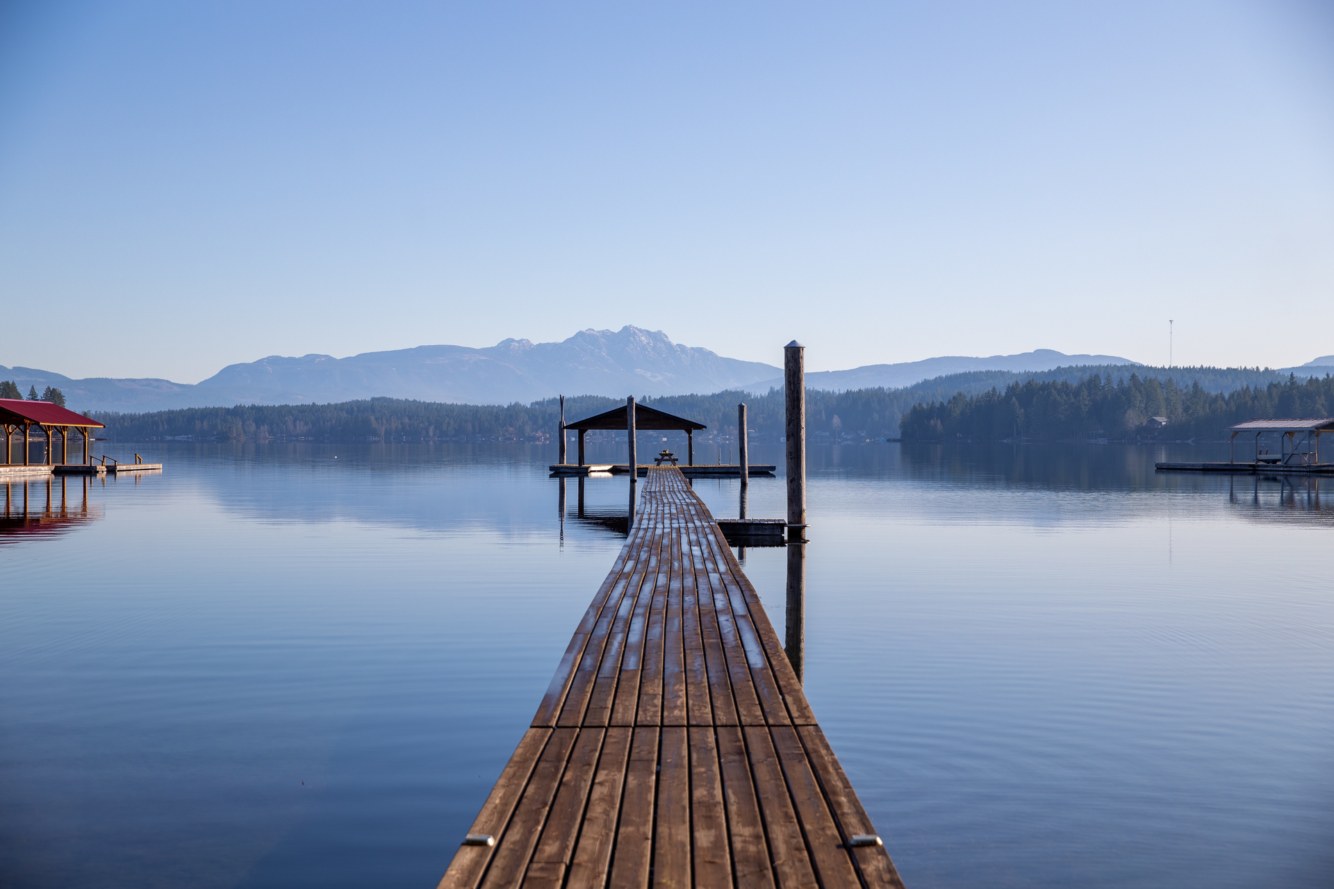 at 10737 Lakeshore Road, Sproat Lake, Zone 06 - Port Alberni at 10737 Lakeshore Road, Sproat Lake, Zone 06 - Port Alberni