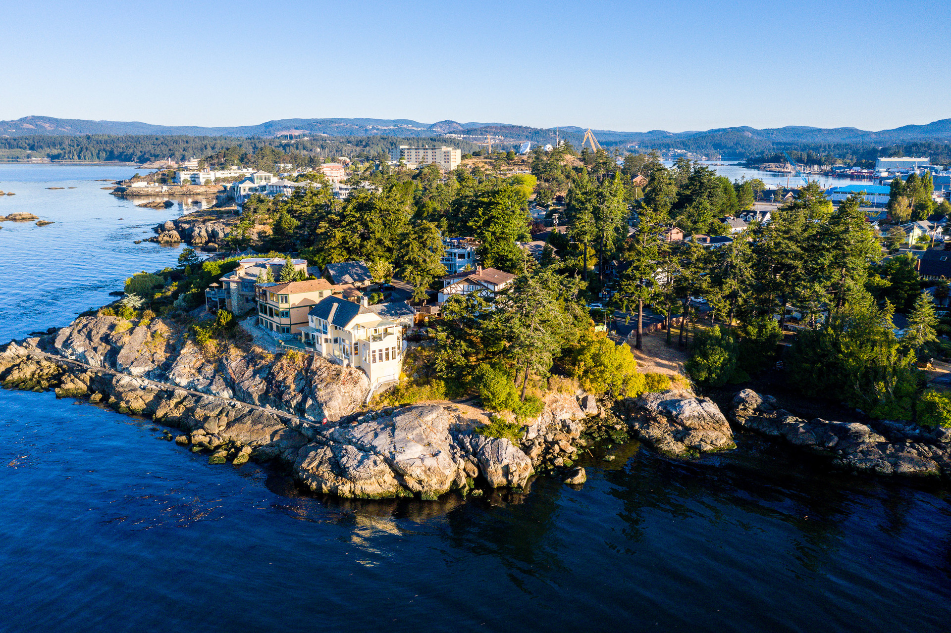 430 Grafton Street, Saxe Point, Esquimalt 