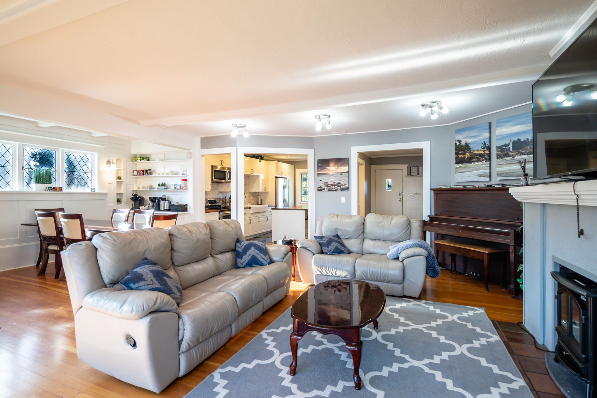 at 430 Grafton Street, Saxe Point, Esquimalt at 430 Grafton Street, Saxe Point, Esquimalt