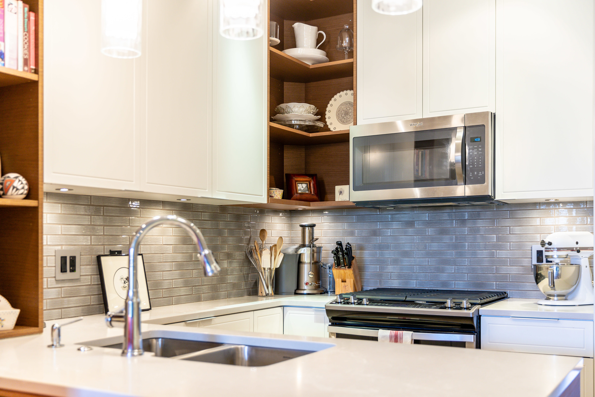 at 306 - 1765 Oak Bay Avenue, Rockland, Victoria at 306 - 1765 Oak Bay Avenue, Rockland, Victoria