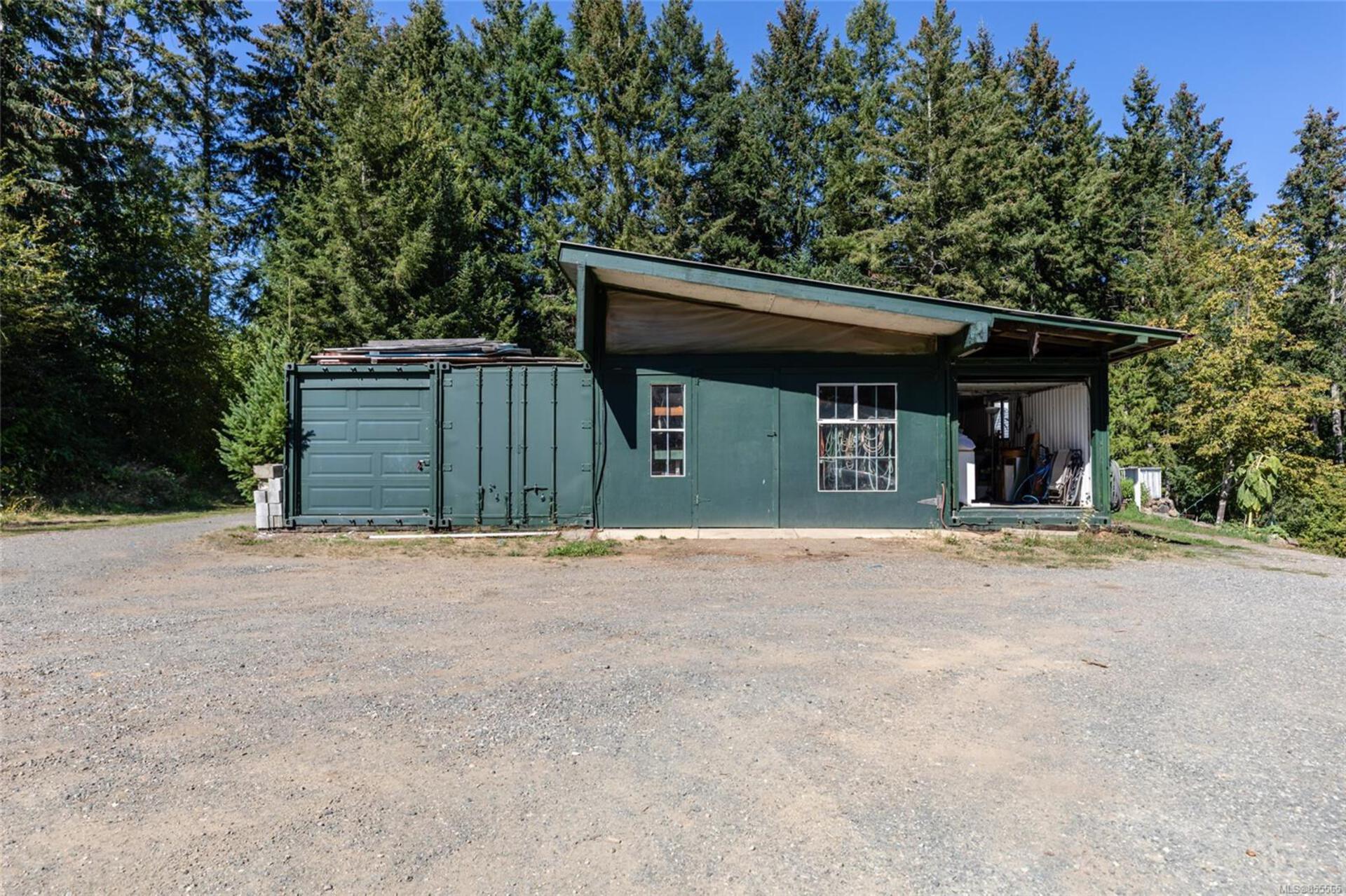 400-holiday-road-union-bayfanny-bay-comox-valley-36 at 400 Holiday Road, Comox Valley 400-holiday-road-union-bayfanny-bay-comox-valley-36 at 400 Holiday Road, Comox Valley