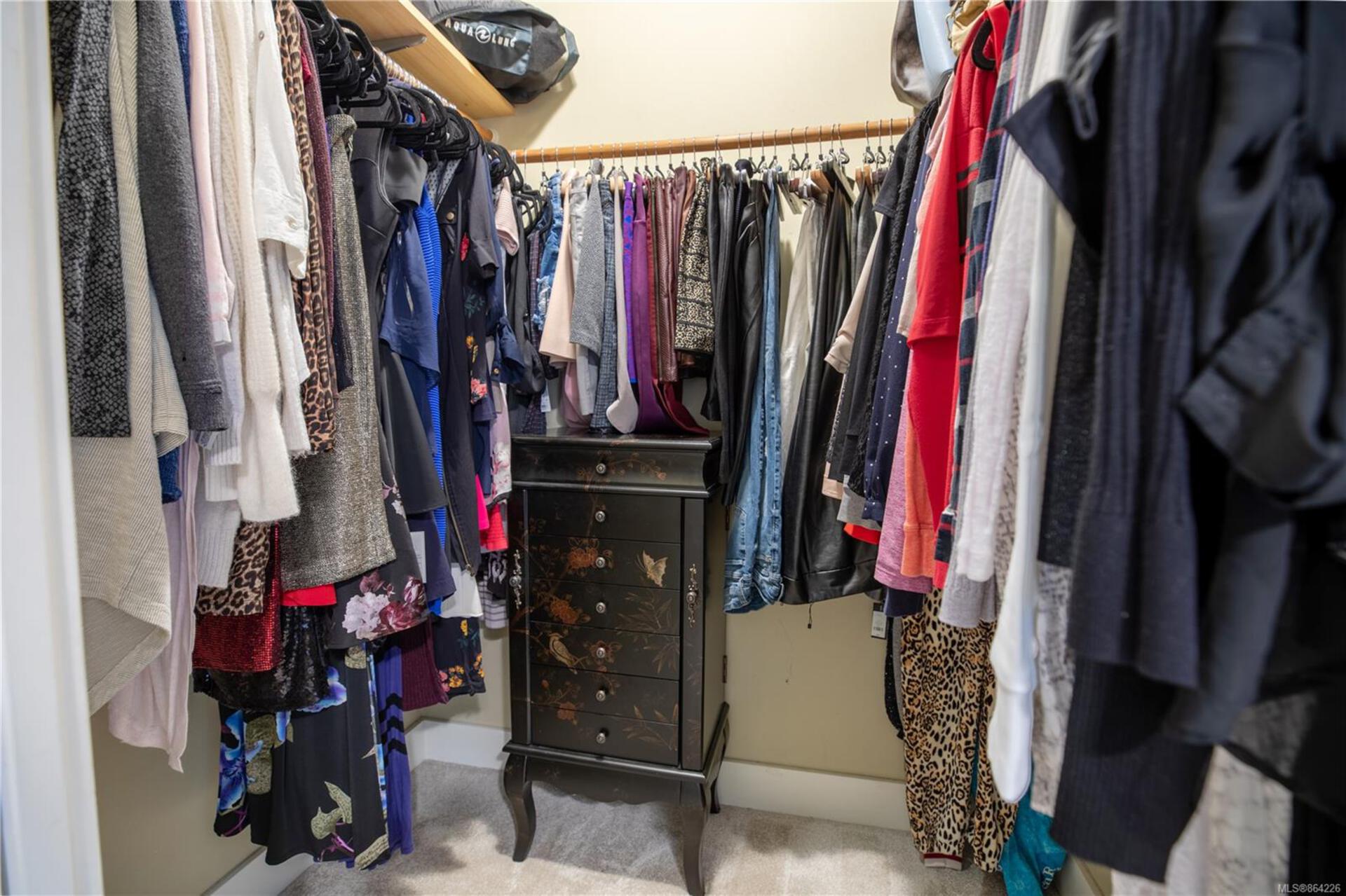  at 1063 Chesterfield Road, Strawberry Vale, Saanich West