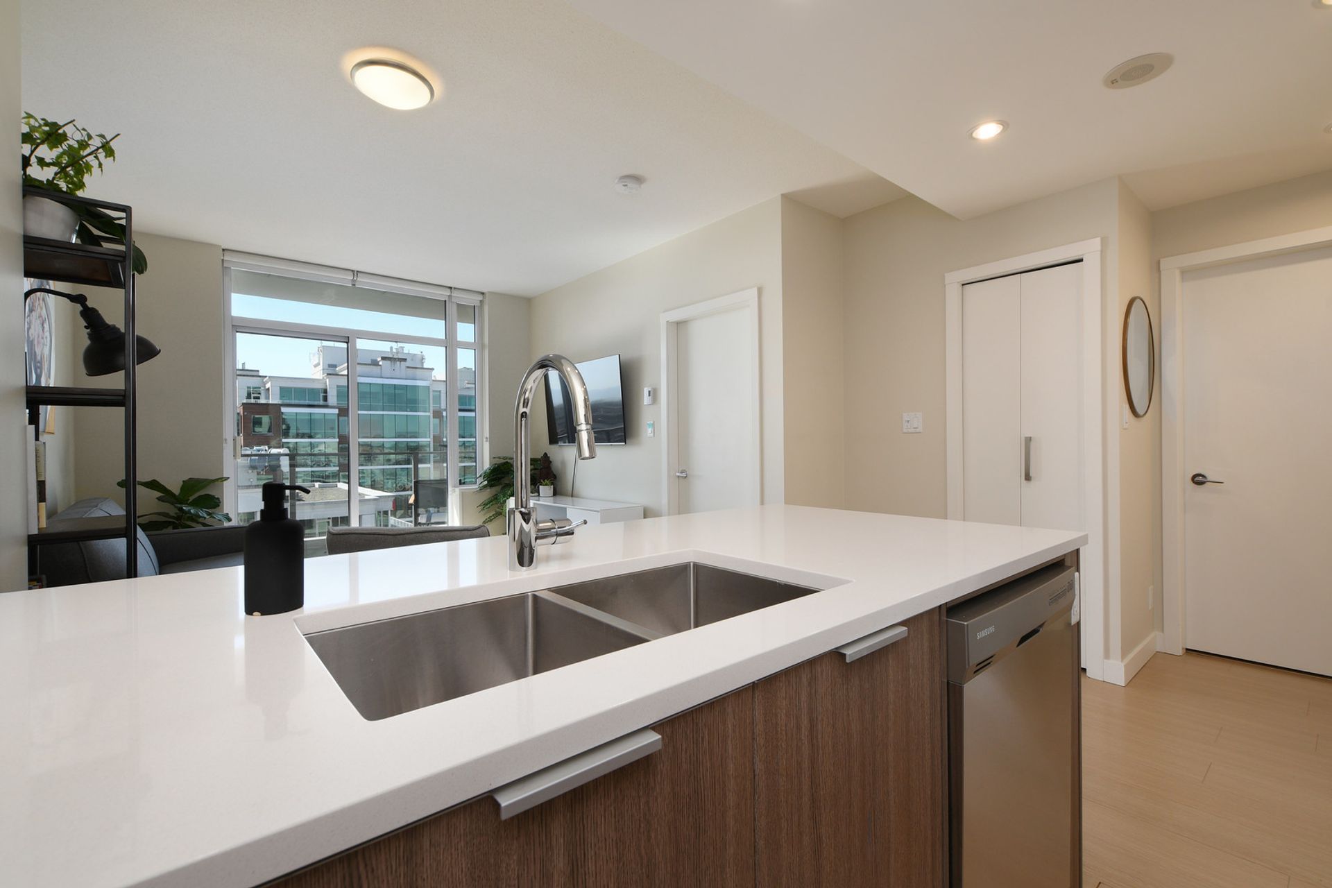  at 1107 - 728 Yates Street, Downtown, Victoria