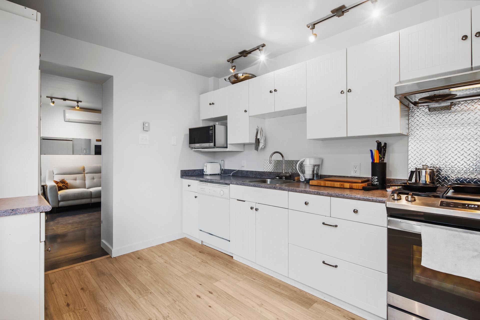  at 3108 Steele Street, Burnside, Victoria