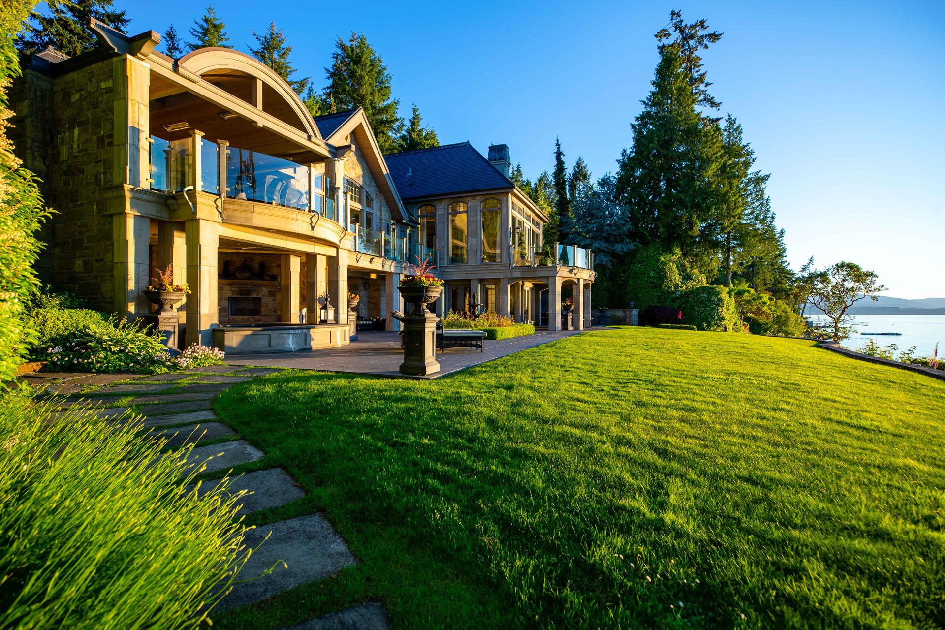  at 1110 Lands End Road, Lands End, North Saanich