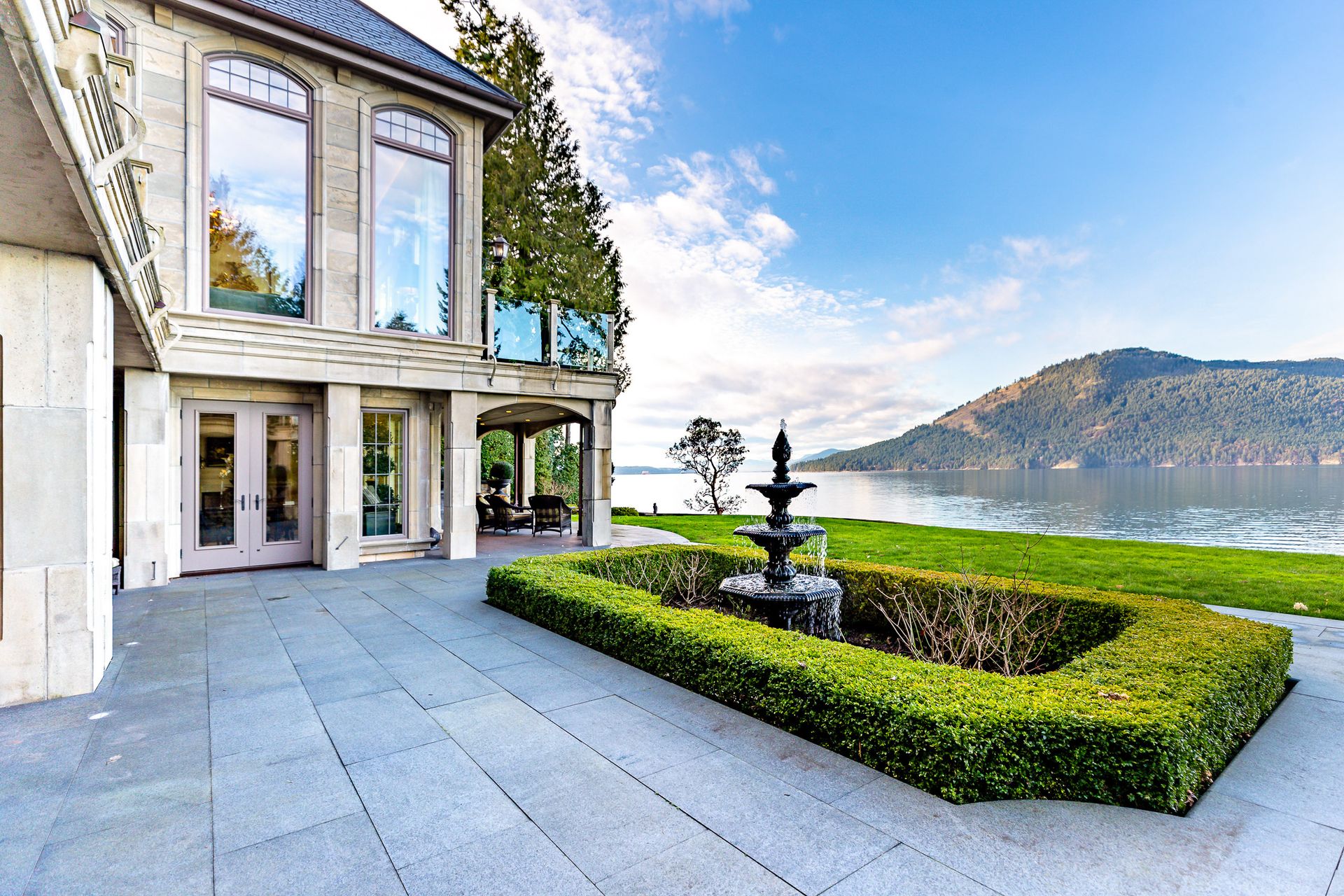  at 1110 Lands End Road, Lands End, North Saanich