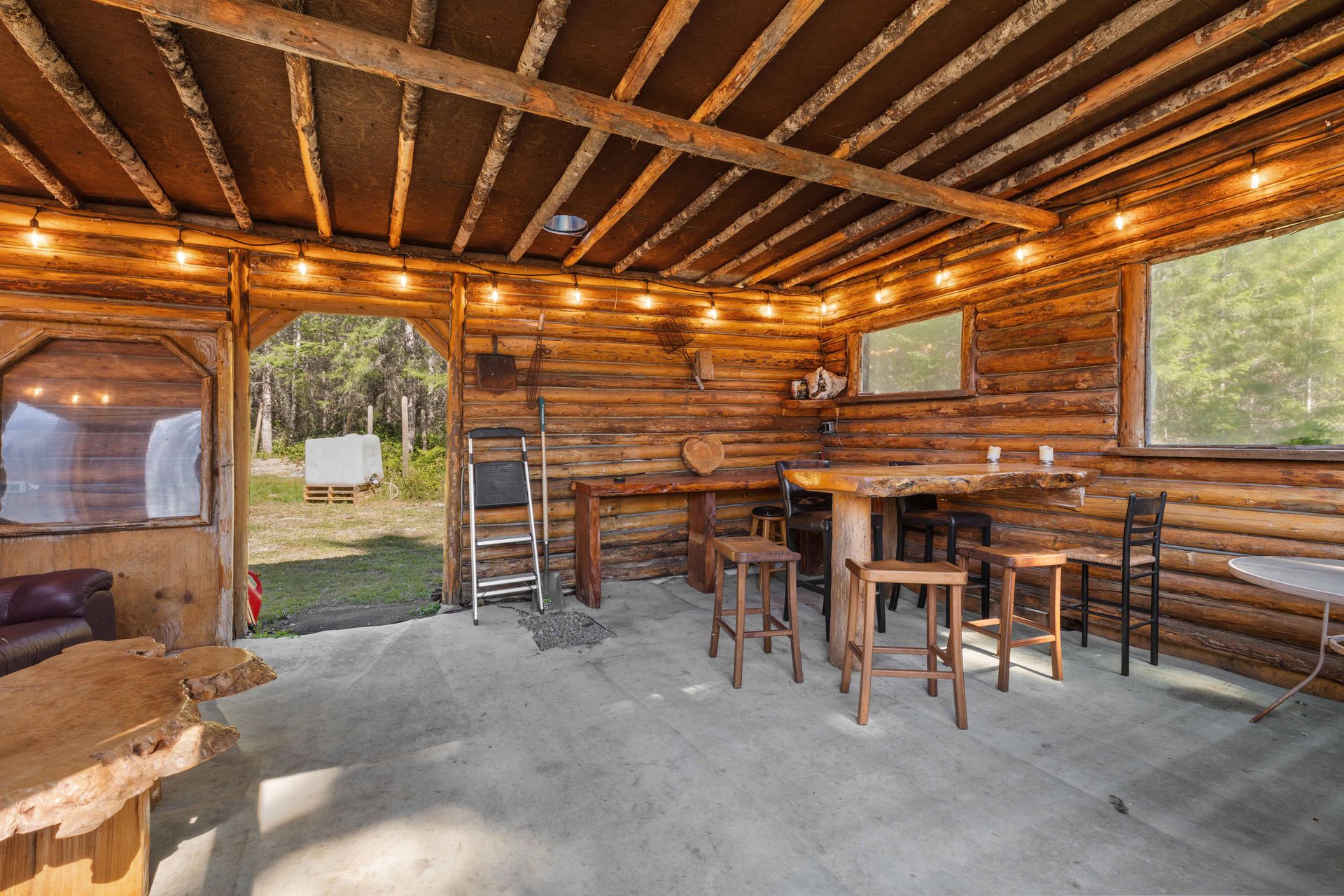  at 5823 Kapoor Road, West Duncan, Duncan