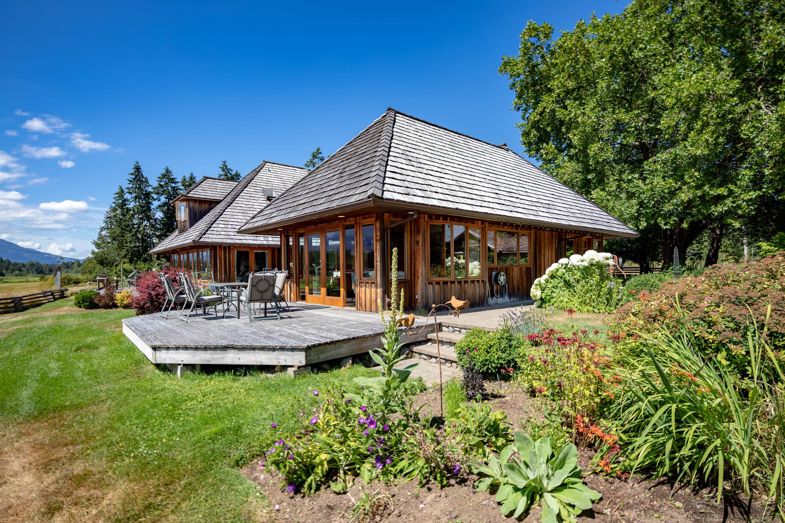 1661 & 1697 Errington Road, Errington/Coombs/Hilliers, Oceanside  by Luxury Island Homes | Premium Real Estate Services | Vancouver Island 1661 & 1697 Errington Road, Errington/Coombs/Hilliers, Oceanside