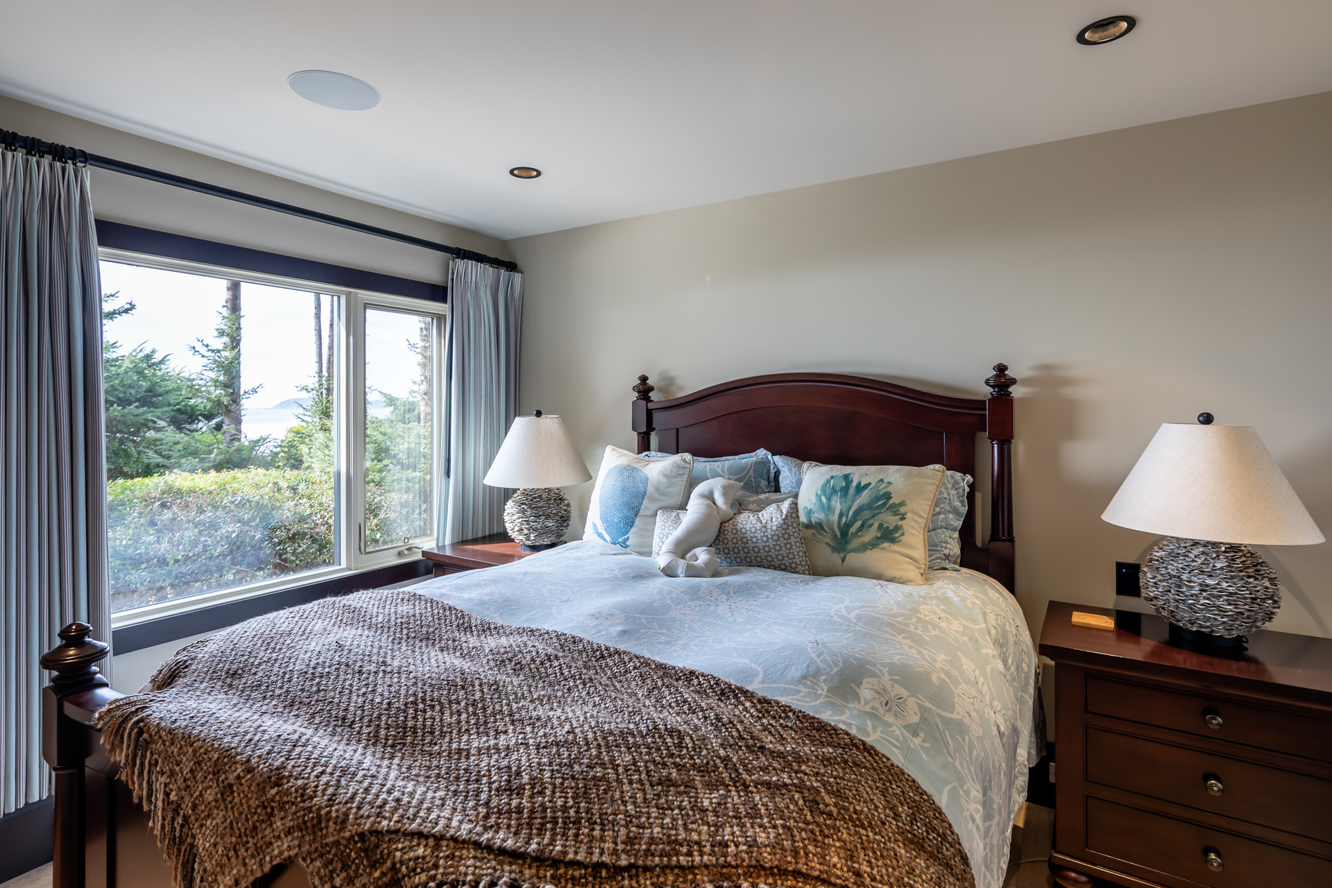 at 1277 & 1281 Lynn Road, Tofino, Port Alberni and West Coast at 1277 & 1281 Lynn Road, Tofino, Port Alberni and West Coast