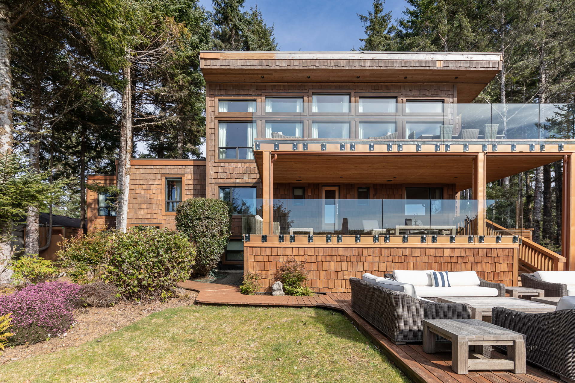 at 1277 & 1281 Lynn Road, Tofino, Port Alberni and West Coast at 1277 & 1281 Lynn Road, Tofino, Port Alberni and West Coast