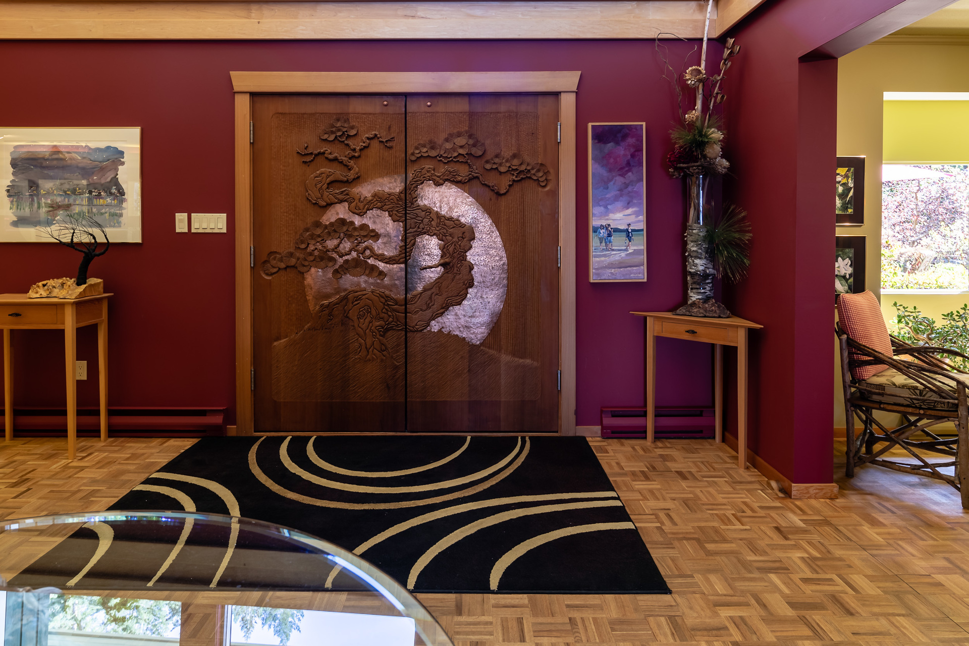 Main Foyer at 5101 Island Highway West, Qualicum North, Oceanside Main Foyer at 5101 Island Highway West, Qualicum North, Oceanside