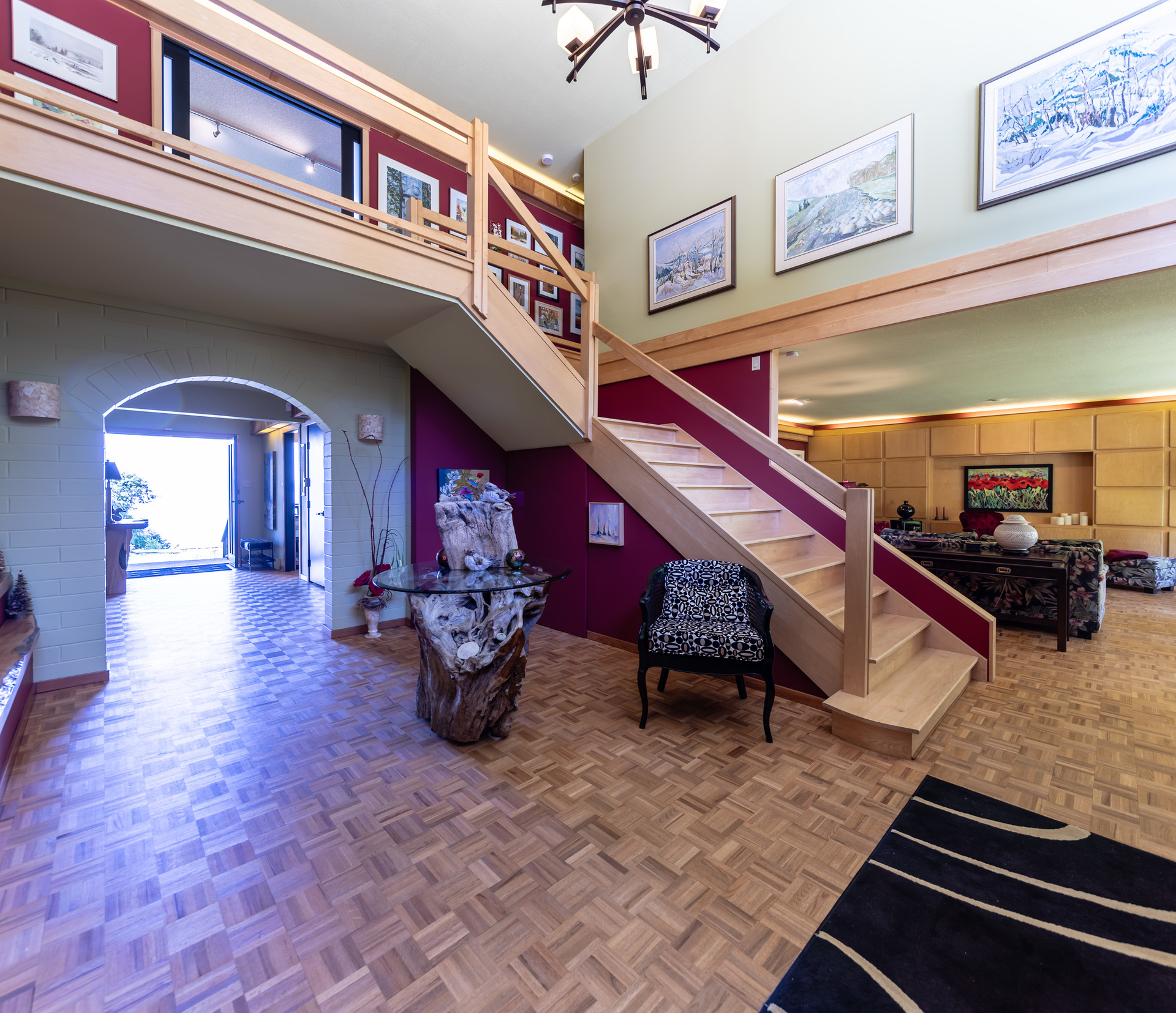 Main Foyer at 5101 Island Highway West, Qualicum North, Oceanside Main Foyer at 5101 Island Highway West, Qualicum North, Oceanside