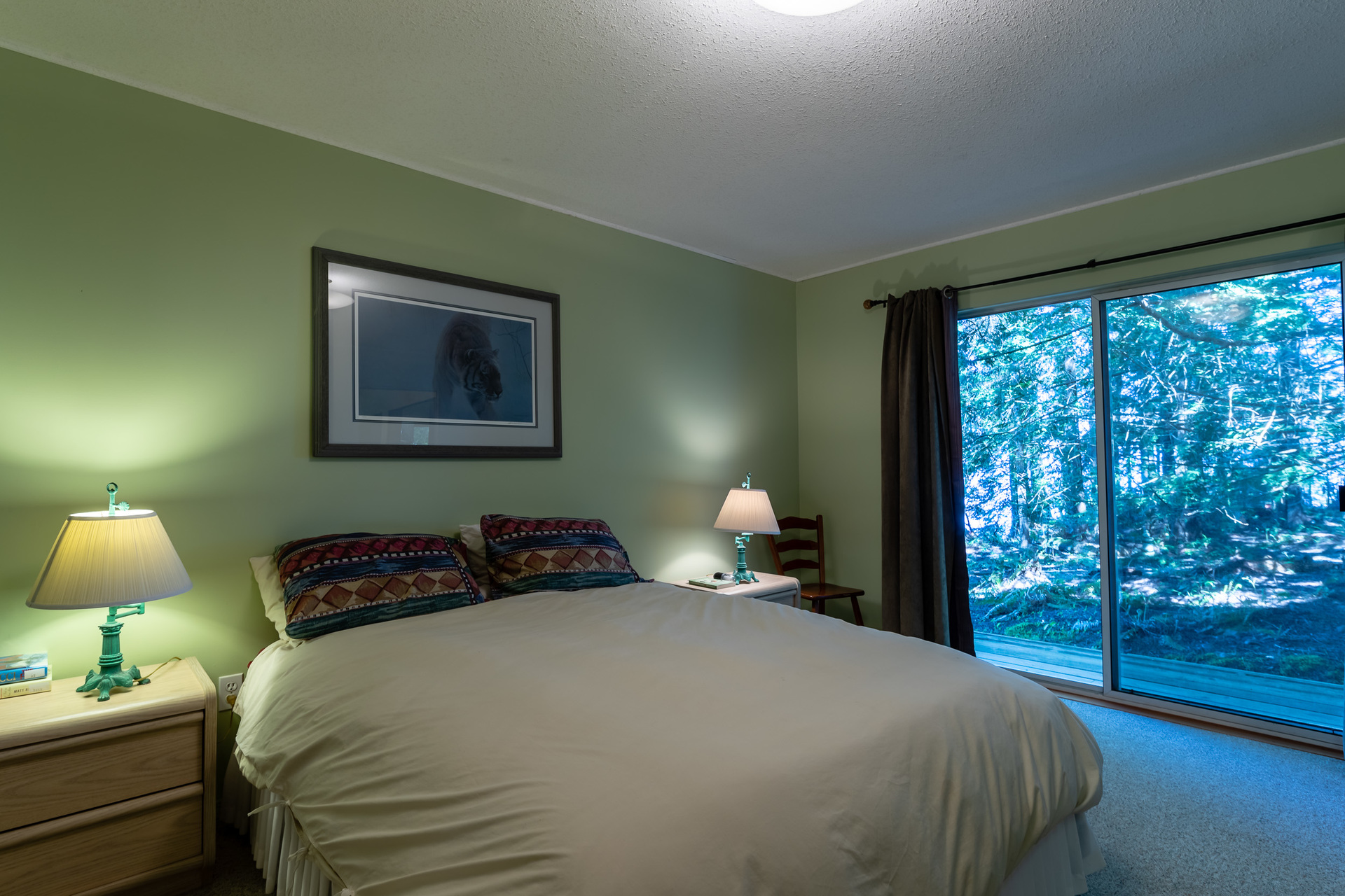 Upper Guest Suite Bedroom at 5101 Island Highway West, Qualicum North, Oceanside Upper Guest Suite Bedroom at 5101 Island Highway West, Qualicum North, Oceanside