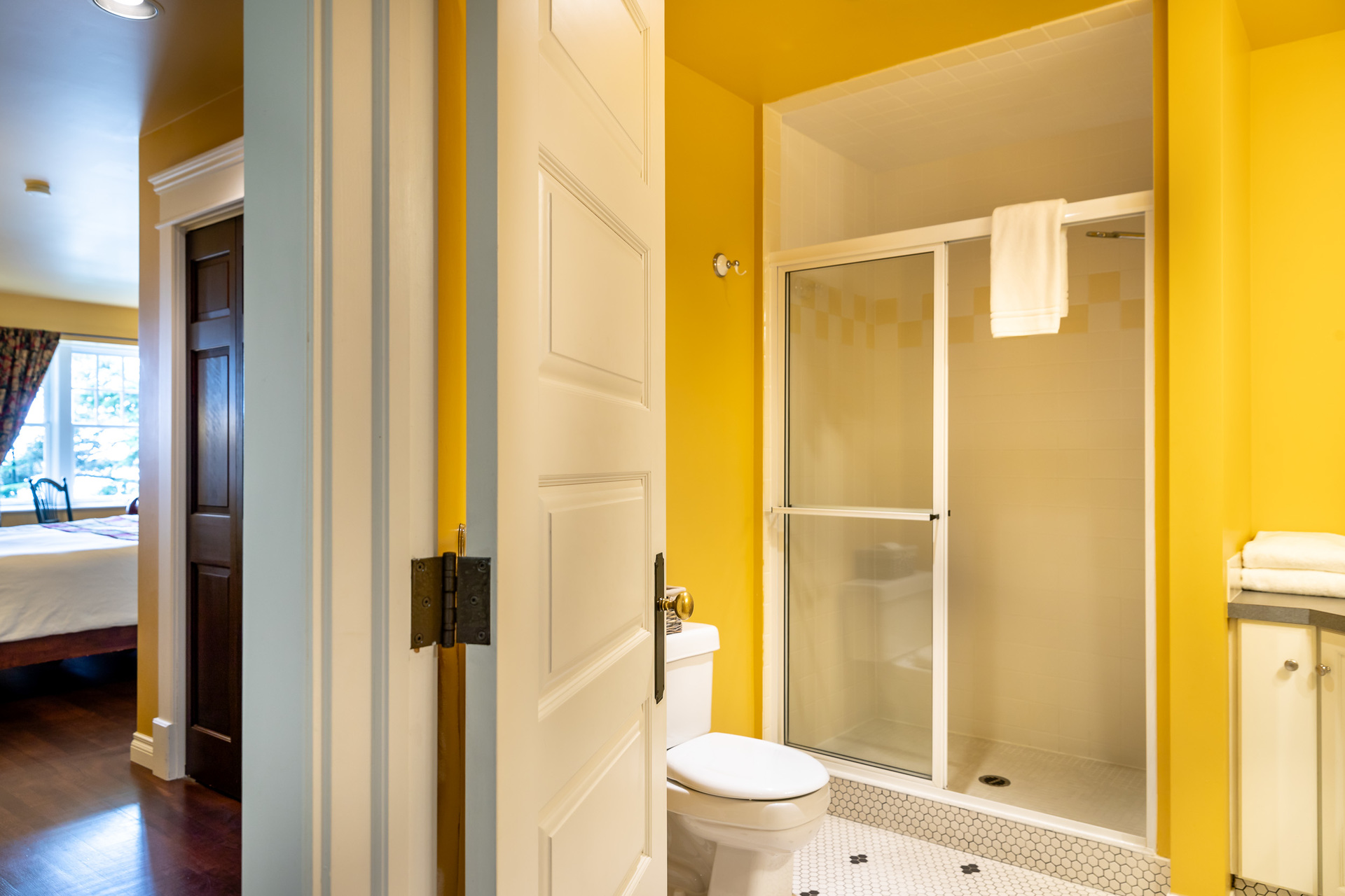 at 1375 Thornberg Crescent, Tofino, Port Alberni and West Coast at 1375 Thornberg Crescent, Tofino, Port Alberni and West Coast