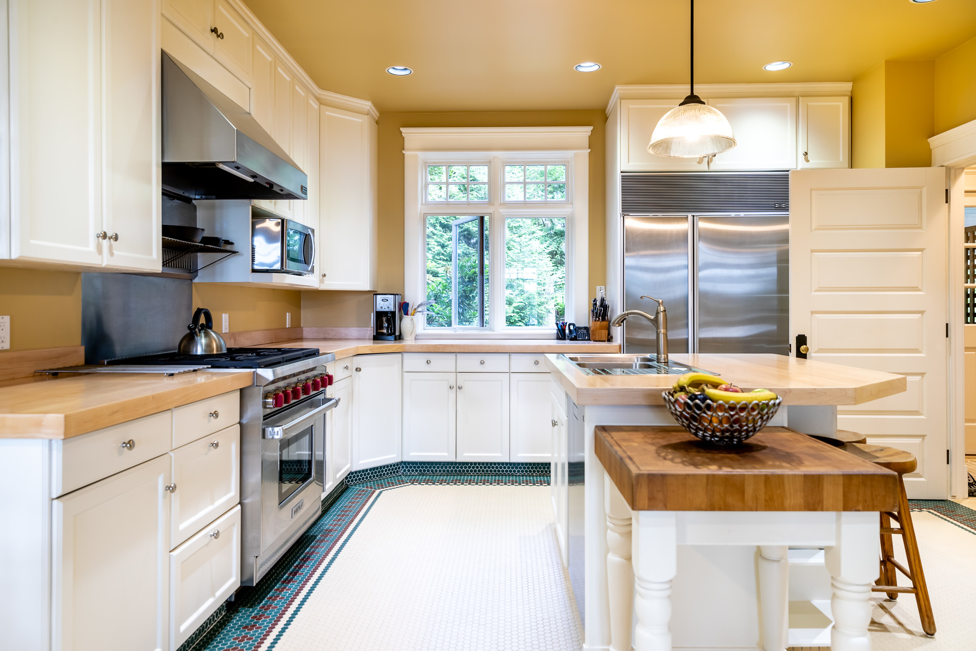 at 1375 Thornberg Crescent, Tofino, Port Alberni and West Coast at 1375 Thornberg Crescent, Tofino, Port Alberni and West Coast