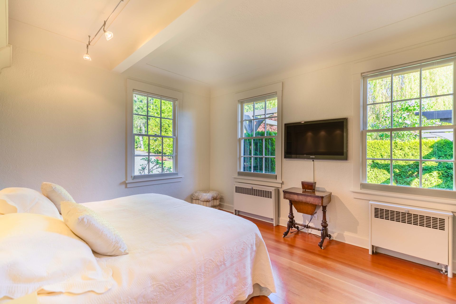 at 605 Towner Park Road, Deep Cove, North Saanich  at 605 Towner Park Road, Deep Cove, North Saanich