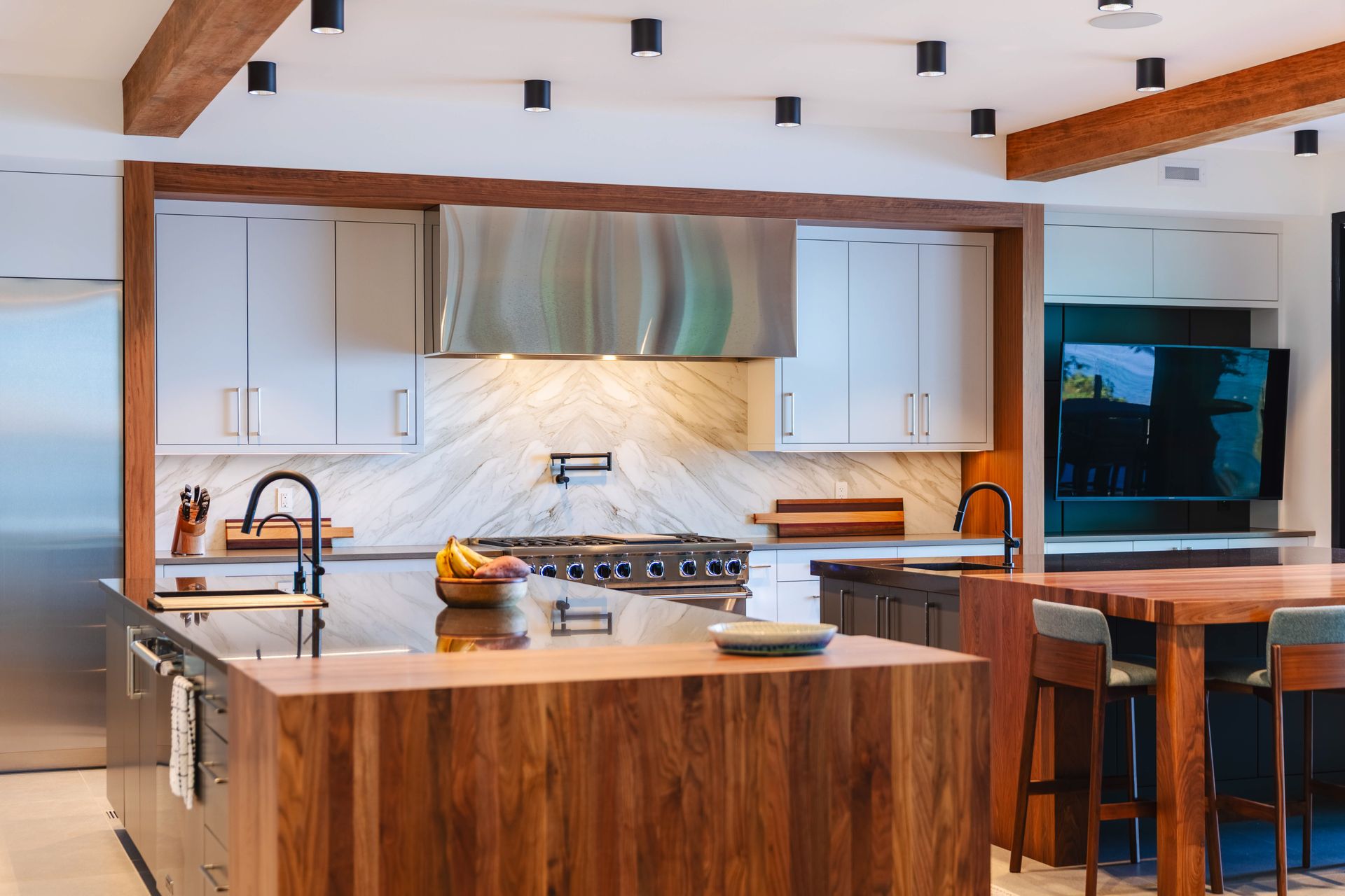  at 848 Lands End Road, Lands End, North Saanich