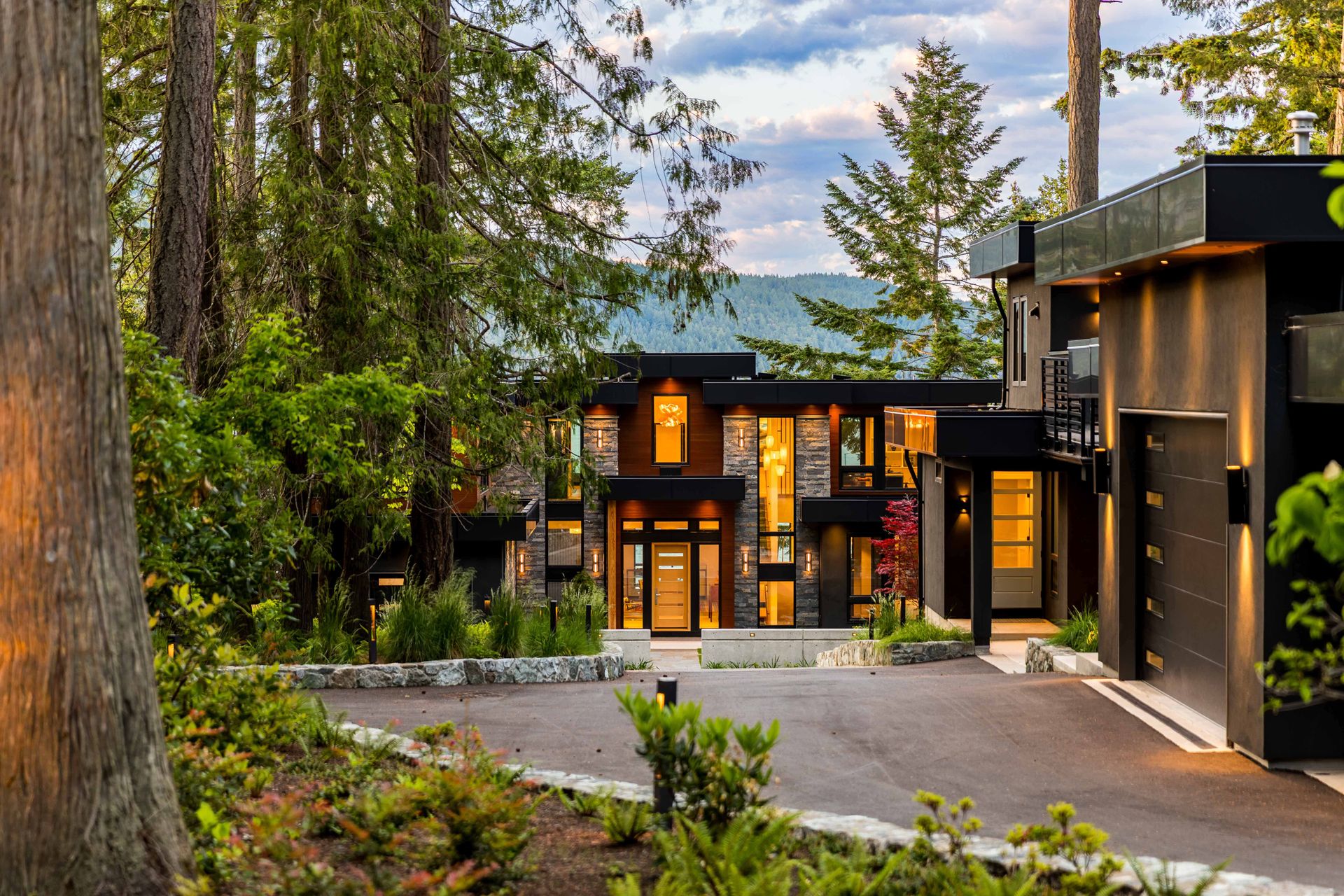  at 848 Lands End Road, Lands End, North Saanich