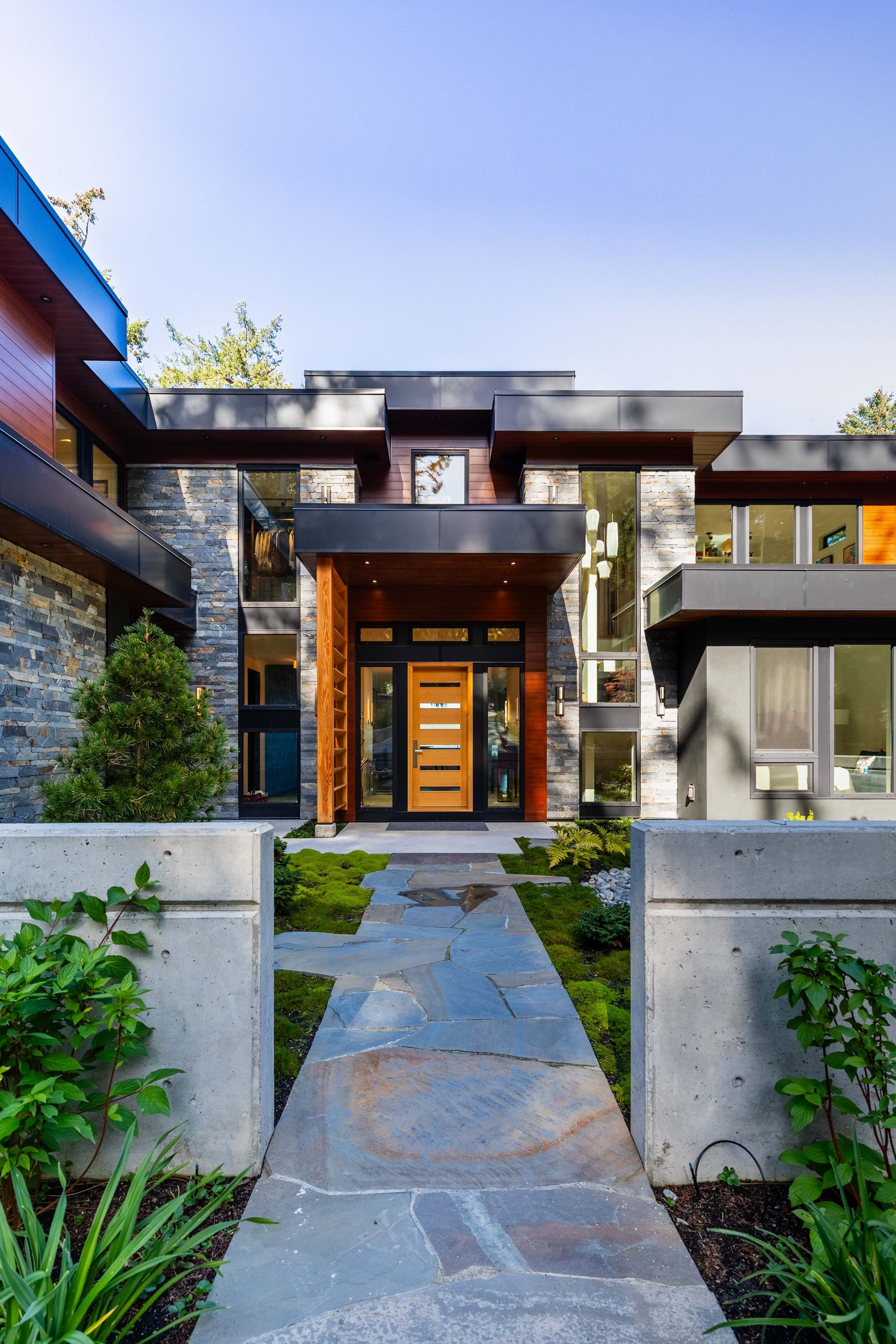 at 848 Lands End Road, Lands End, North Saanich