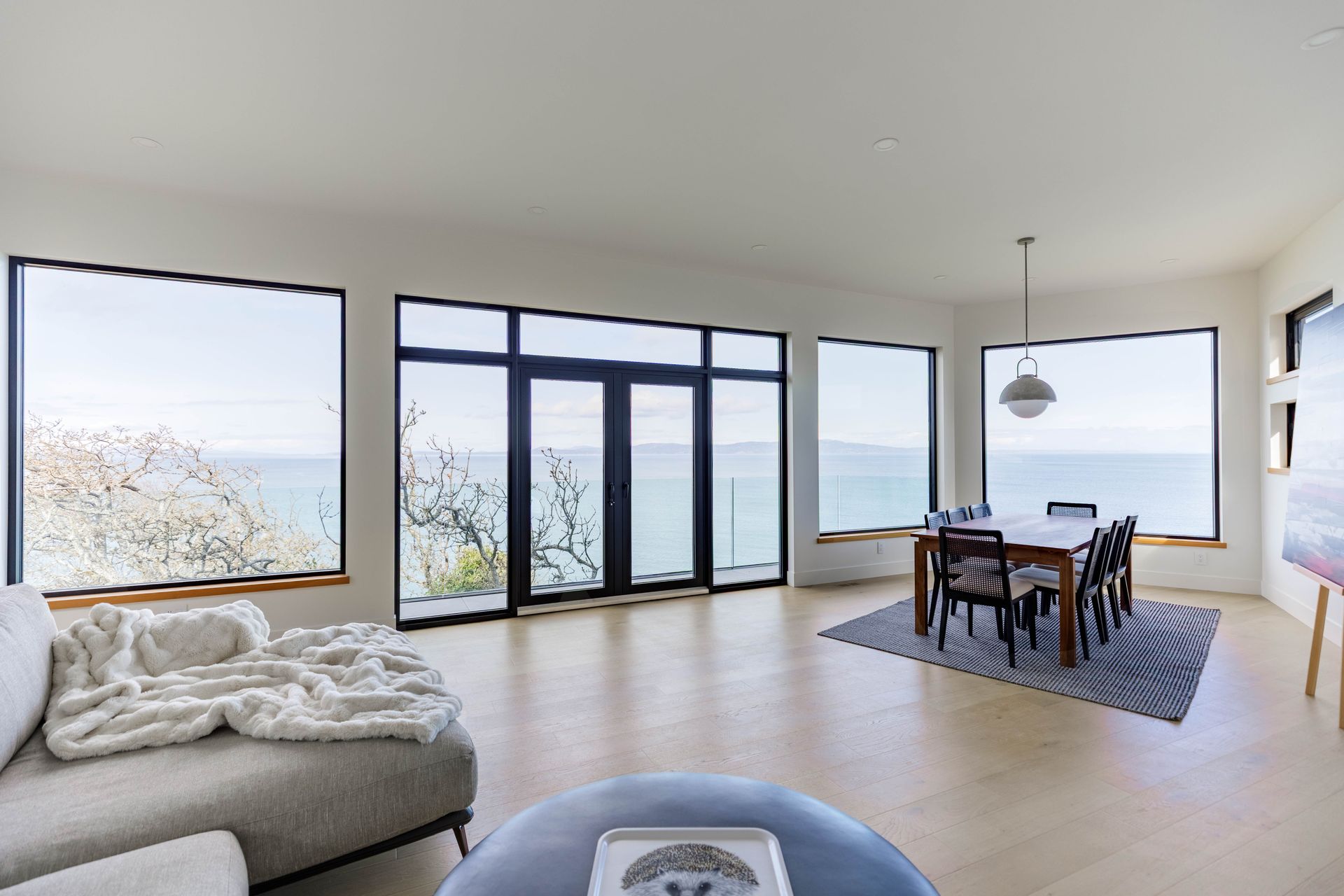  at 4351 Gordon Head Road, Arbutus, Saanich East