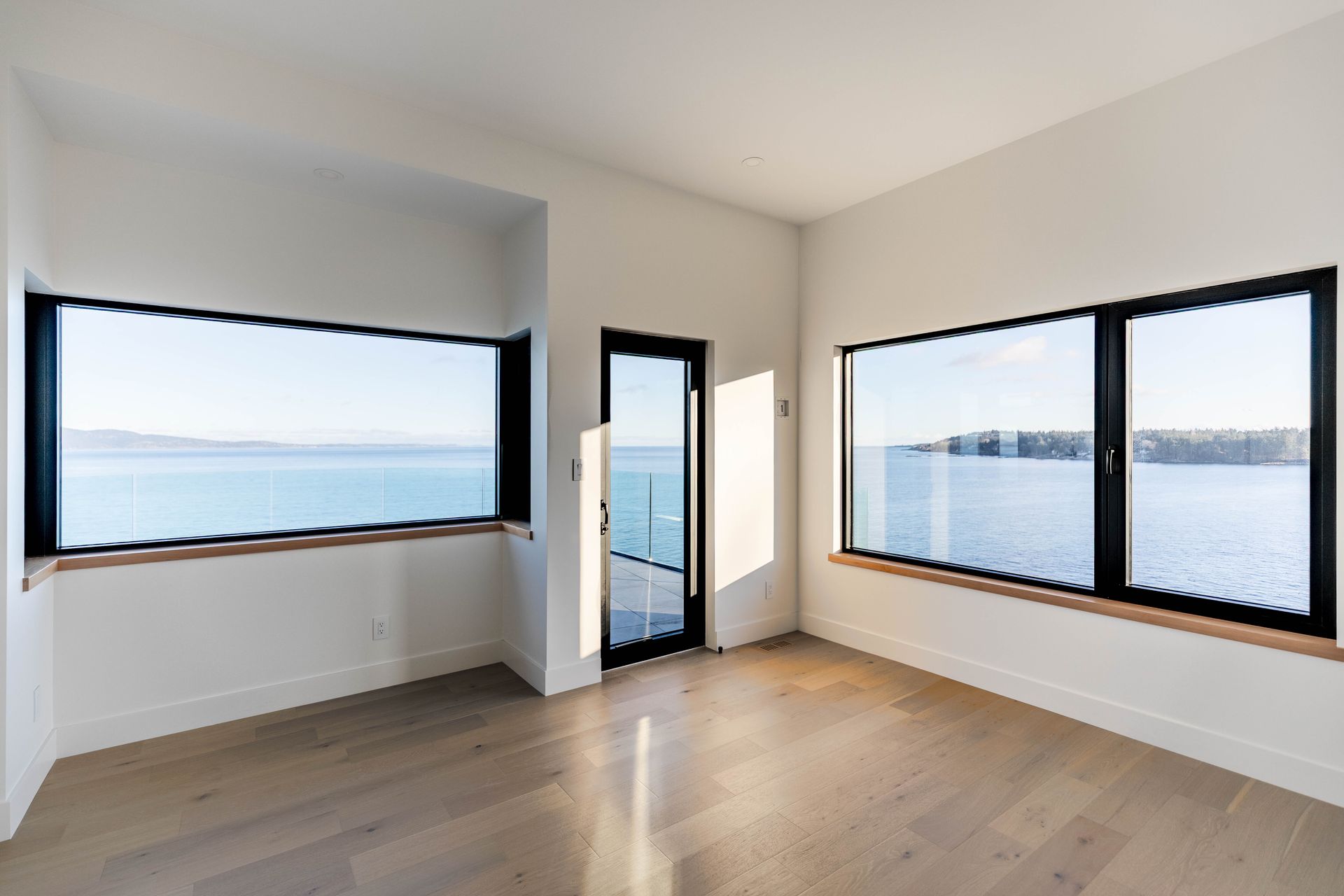  at 4351 Gordon Head Road, Arbutus, Saanich East