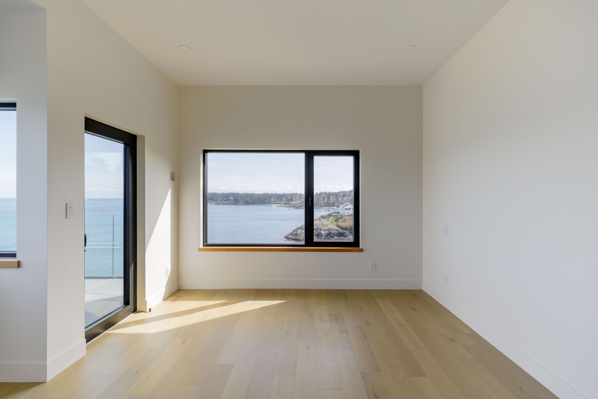  at 4351 Gordon Head Road, Arbutus, Saanich East