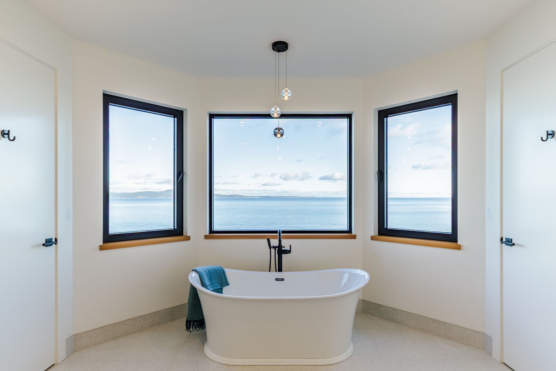  at 4351 Gordon Head Road, Arbutus, Saanich East