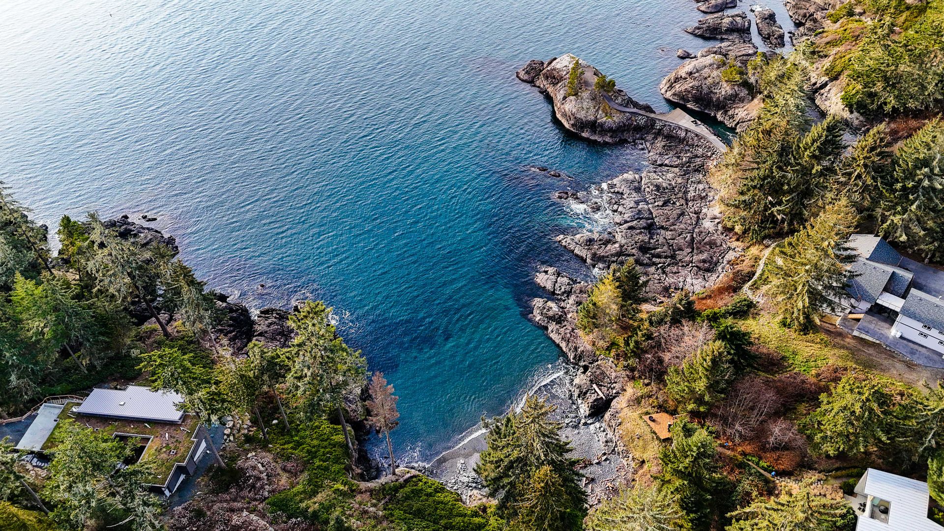  at 7420 Thornton Heights, Silver Spray, Sooke