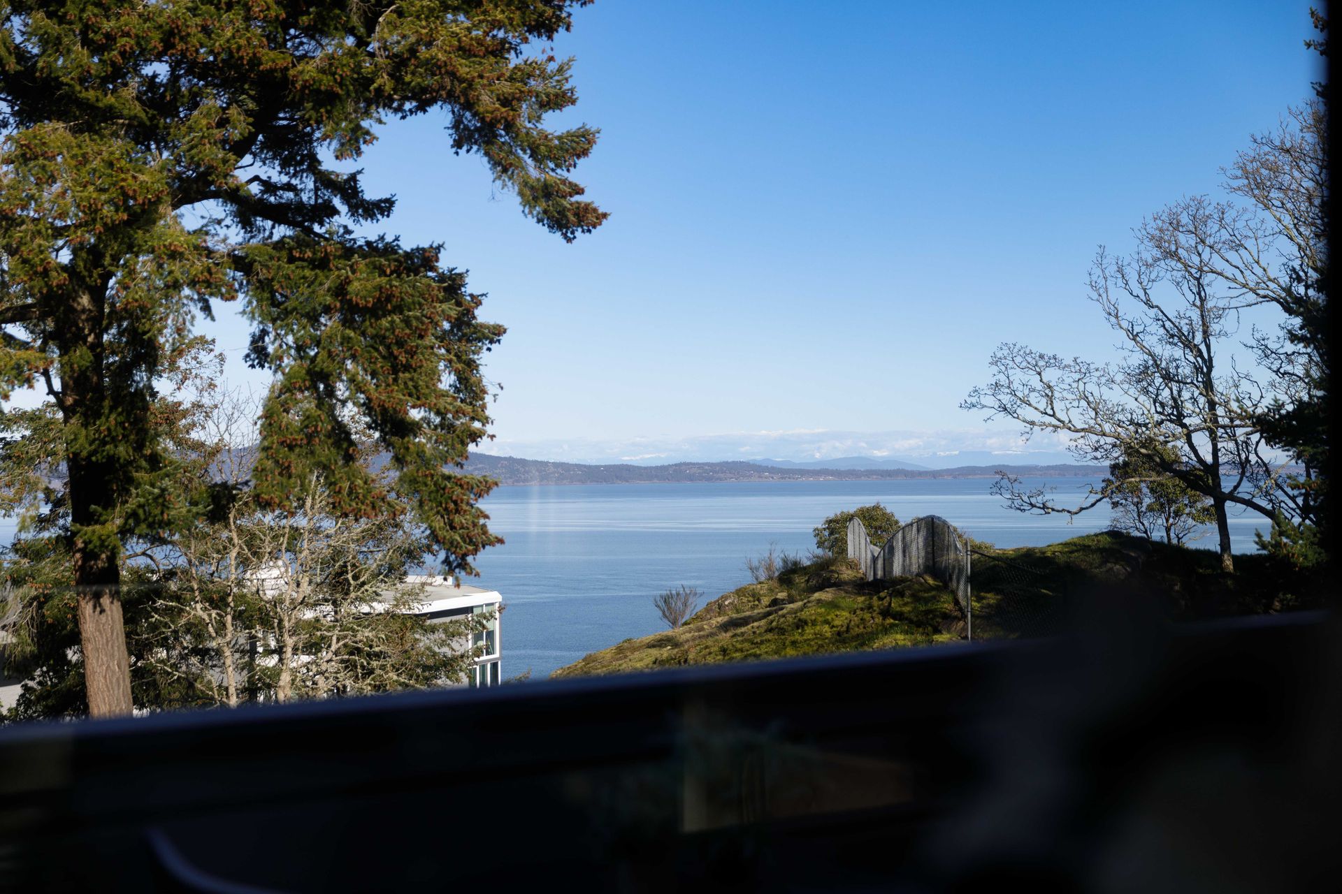  at 104 - 2829 Arbutus Road, Ten Mile Point, Saanich East