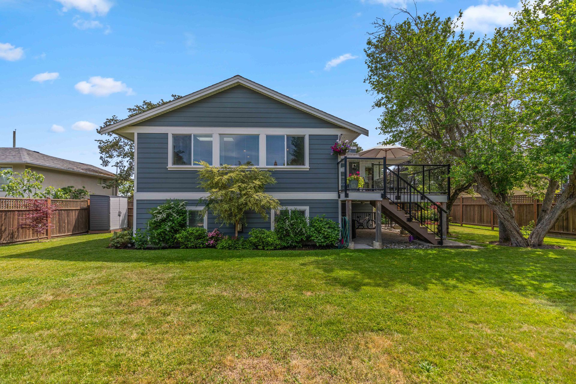 at 2080 Allenby Street, Henderson, Oak Bay