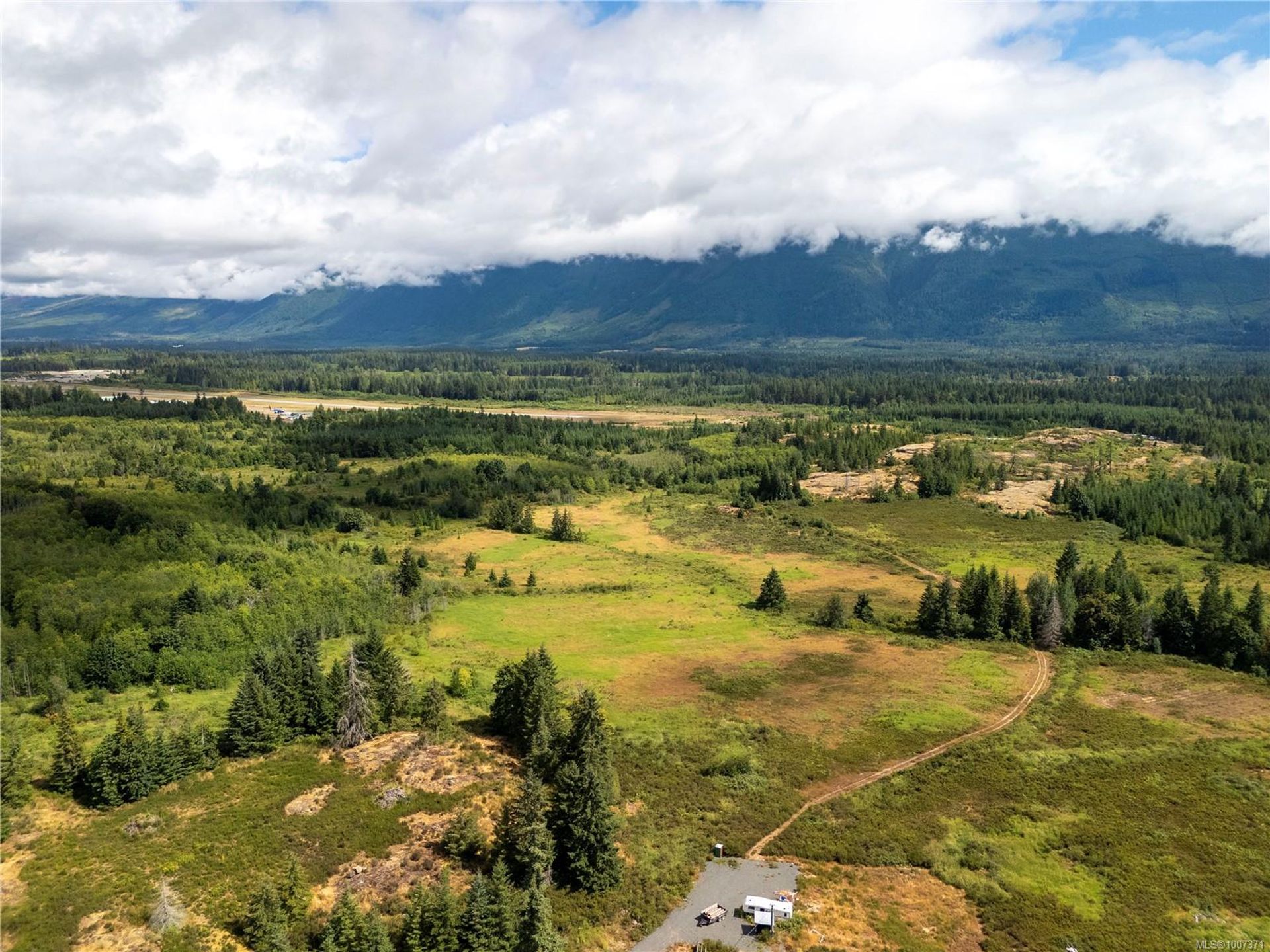 8855 Central Lake Road, Sproat Lake, Port Alberni  by Luxury Island Homes | Premium Real Estate Services | Vancouver Island 8855 Central Lake Road, Sproat Lake, Port Alberni