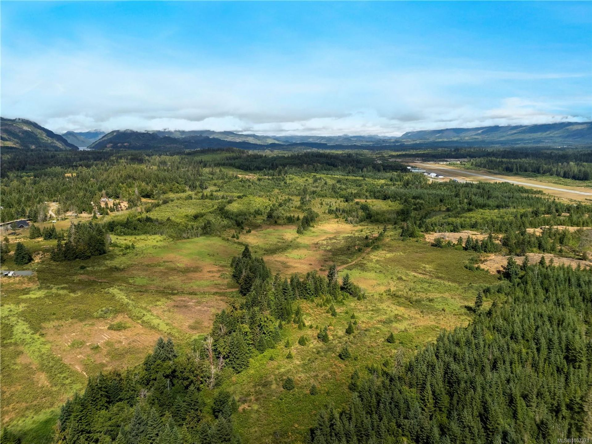  at 8855 Central Lake Road, Sproat Lake, Port Alberni