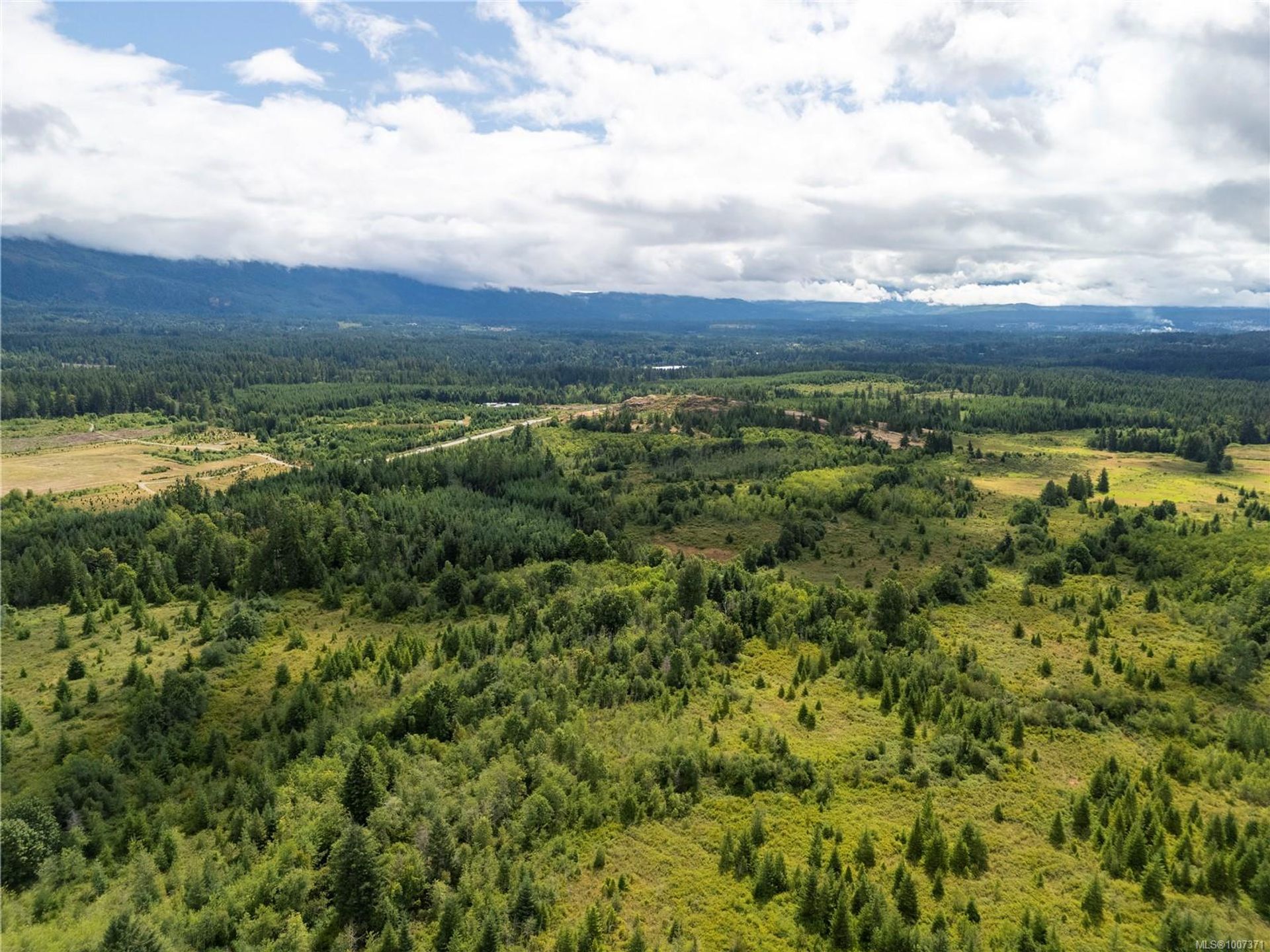 at 8855 Central Lake Road, Sproat Lake, Port Alberni  at 8855 Central Lake Road, Sproat Lake, Port Alberni